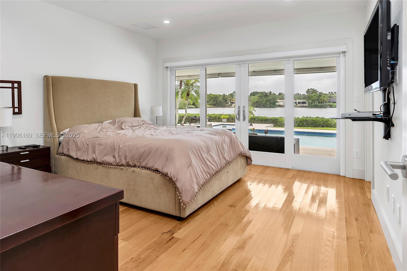 415 Rovino Ave, Coral Gables FL 33156