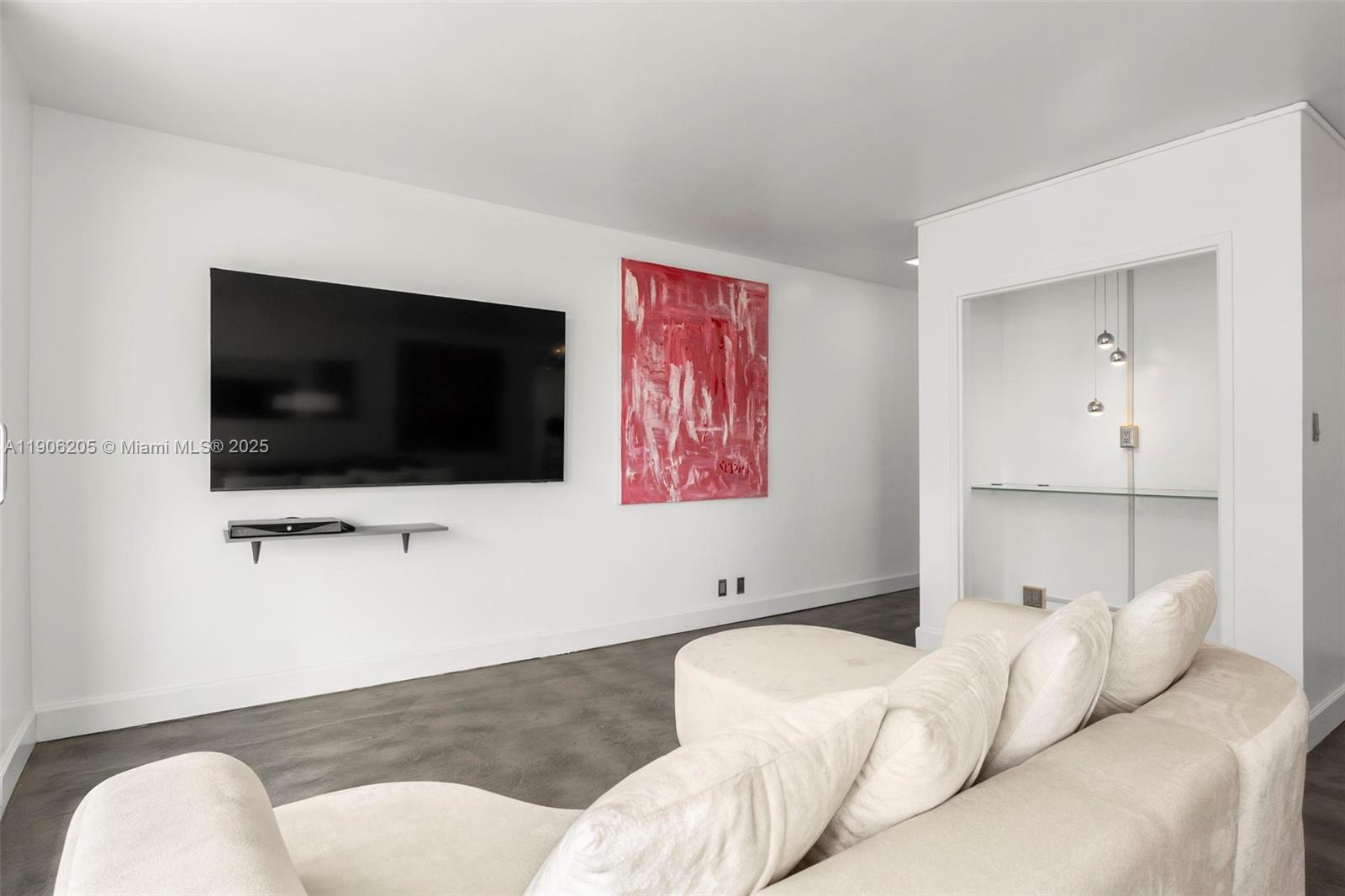 1000 West Ave #1029, Miami Beach FL 33139