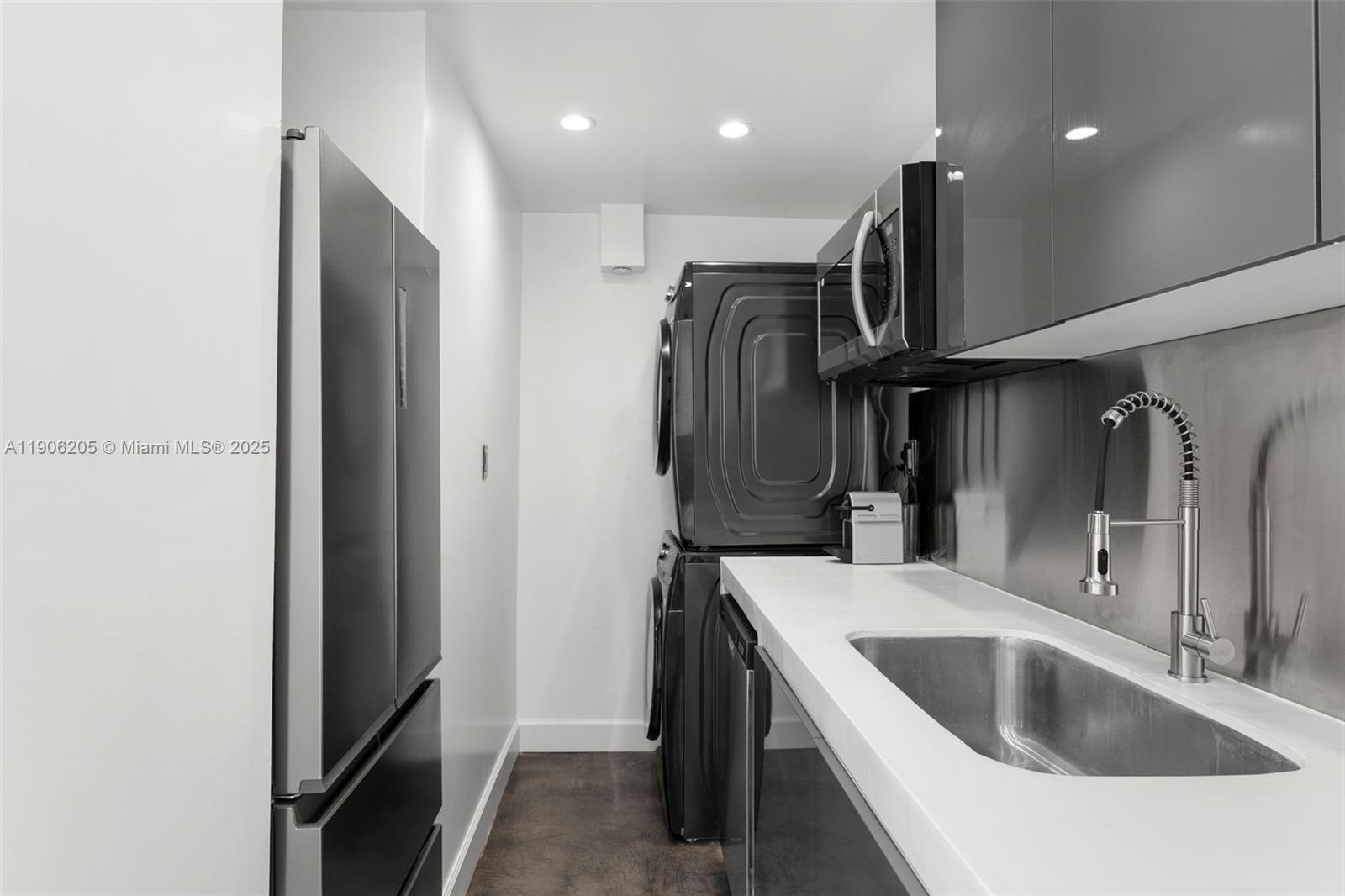 1000 West Ave #1029, Miami Beach FL 33139