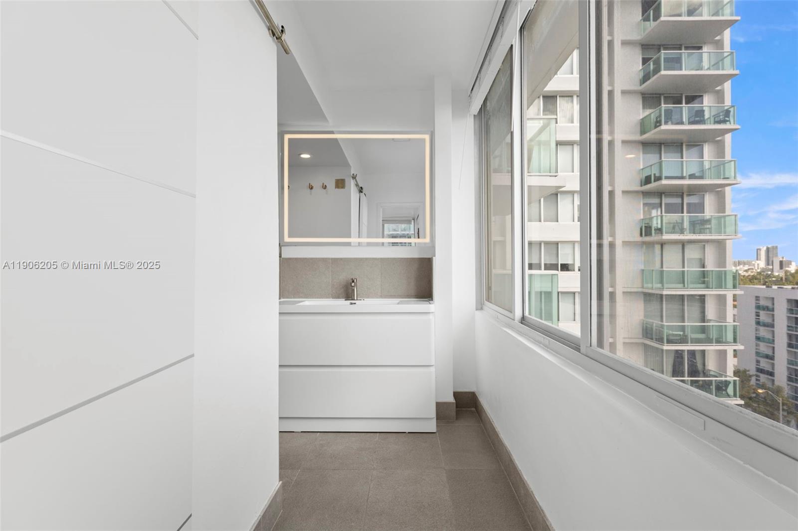 1000 West Ave #1029, Miami Beach FL 33139