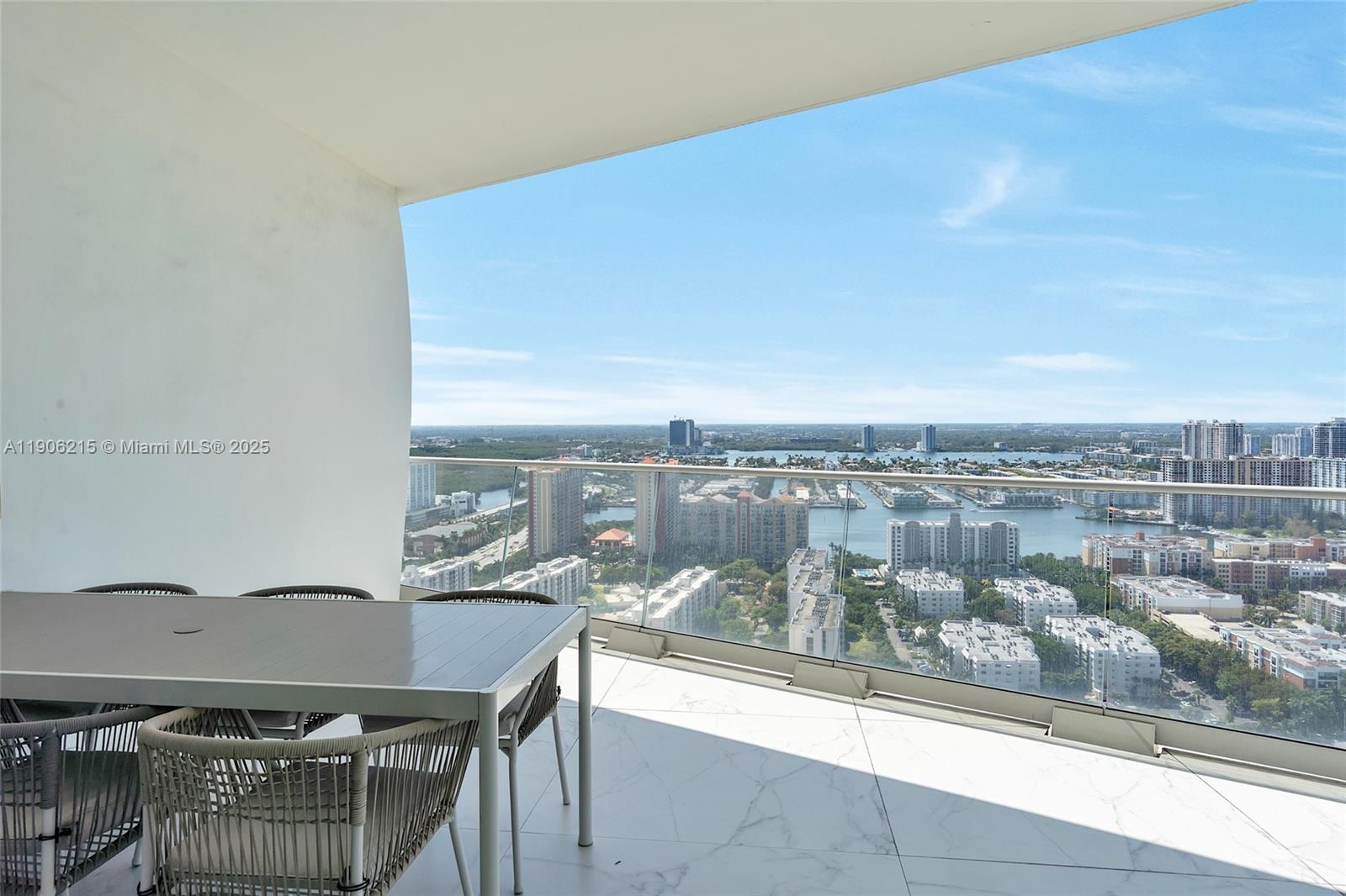 16901 Collins Ave #3203, Sunny Isles Beach FL 33160