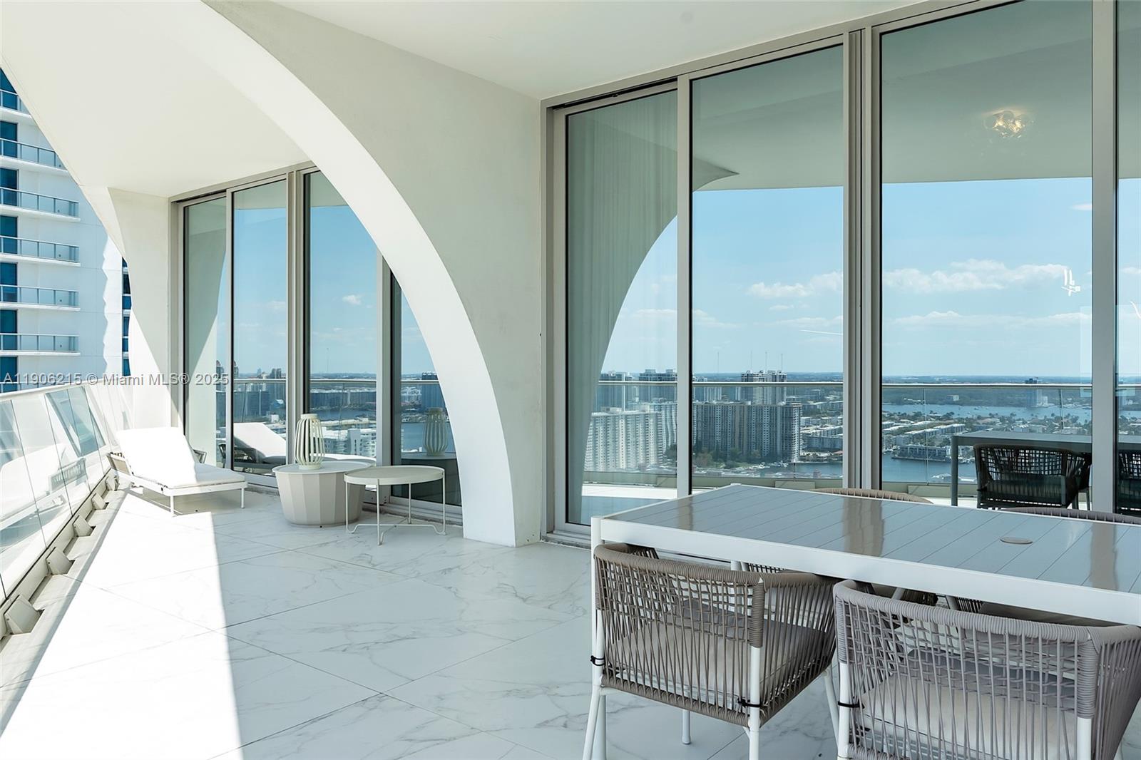 16901 Collins Ave #3203, Sunny Isles Beach FL 33160