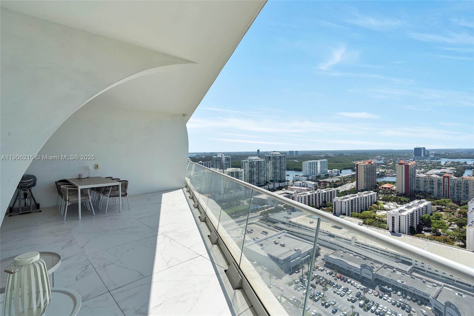 16901 Collins Ave #3203, Sunny Isles Beach FL 33160