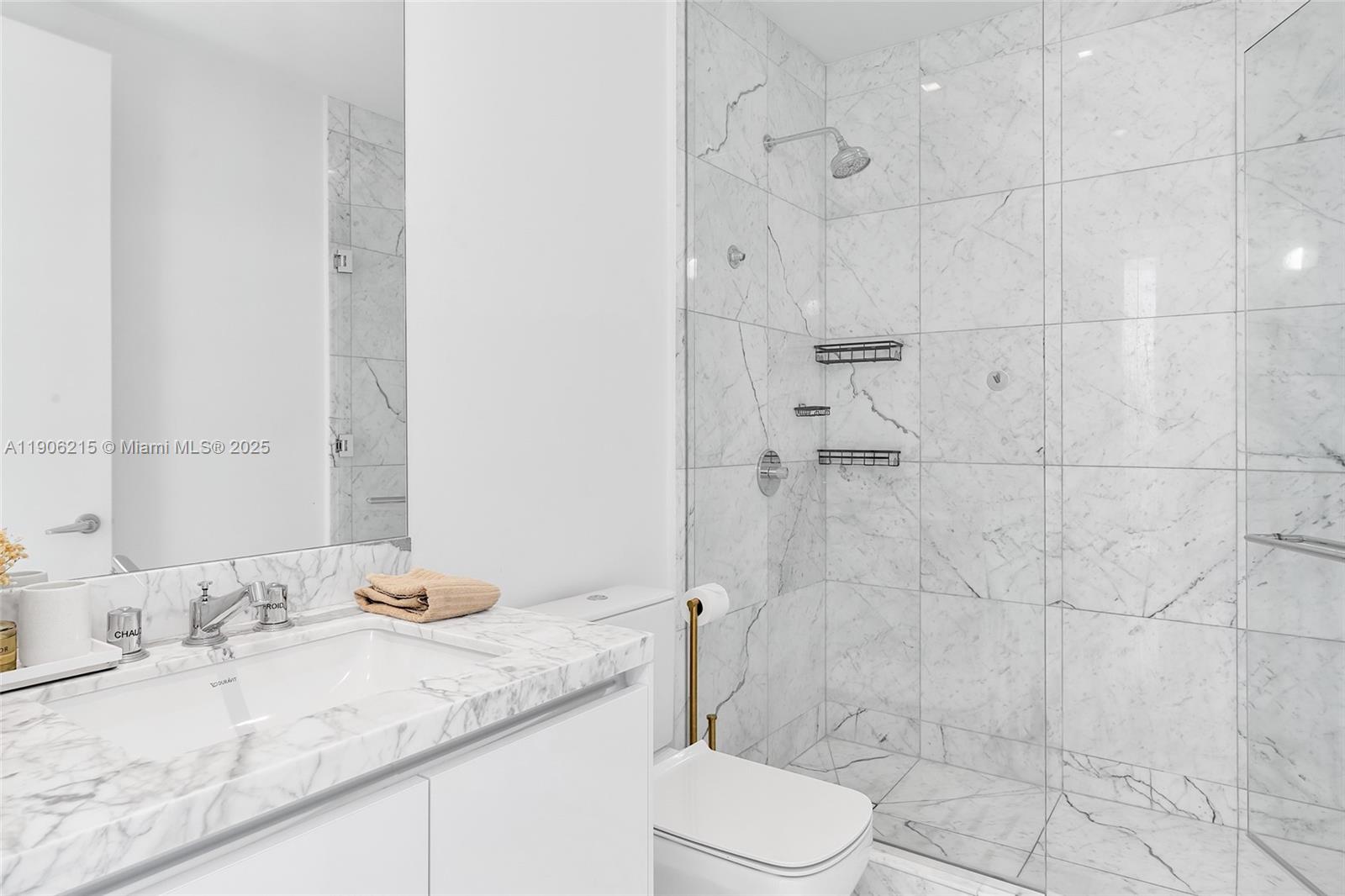 16901 Collins Ave #3203, Sunny Isles Beach FL 33160
