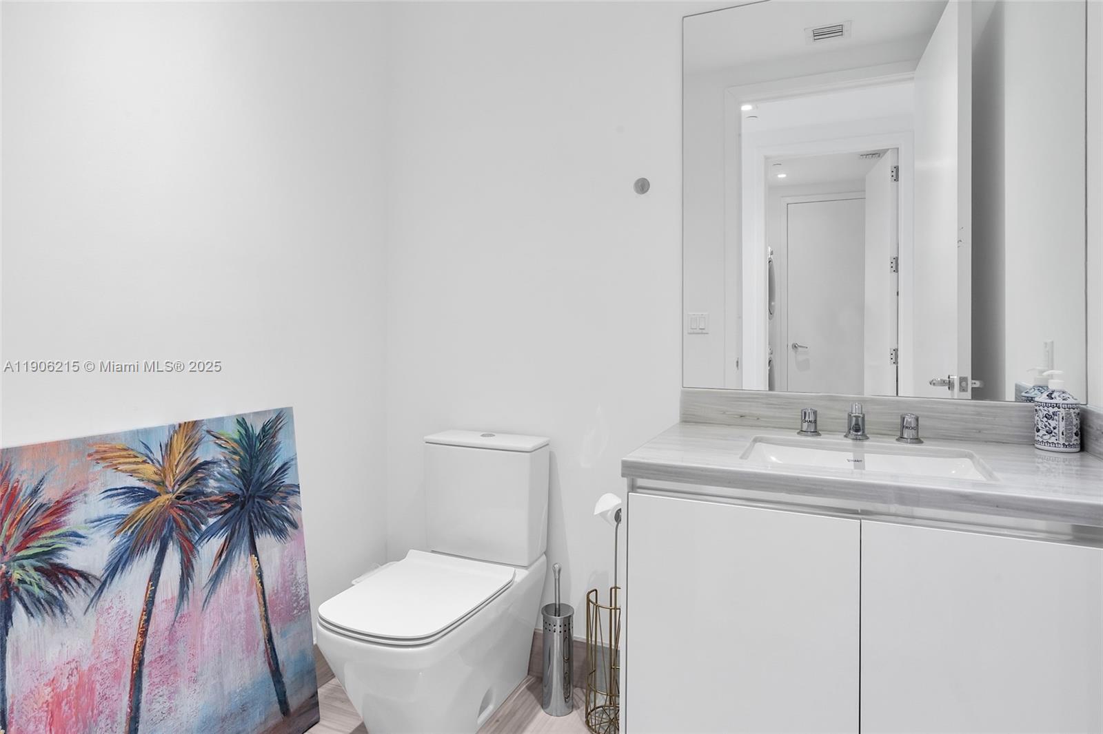 16901 Collins Ave #3203, Sunny Isles Beach FL 33160