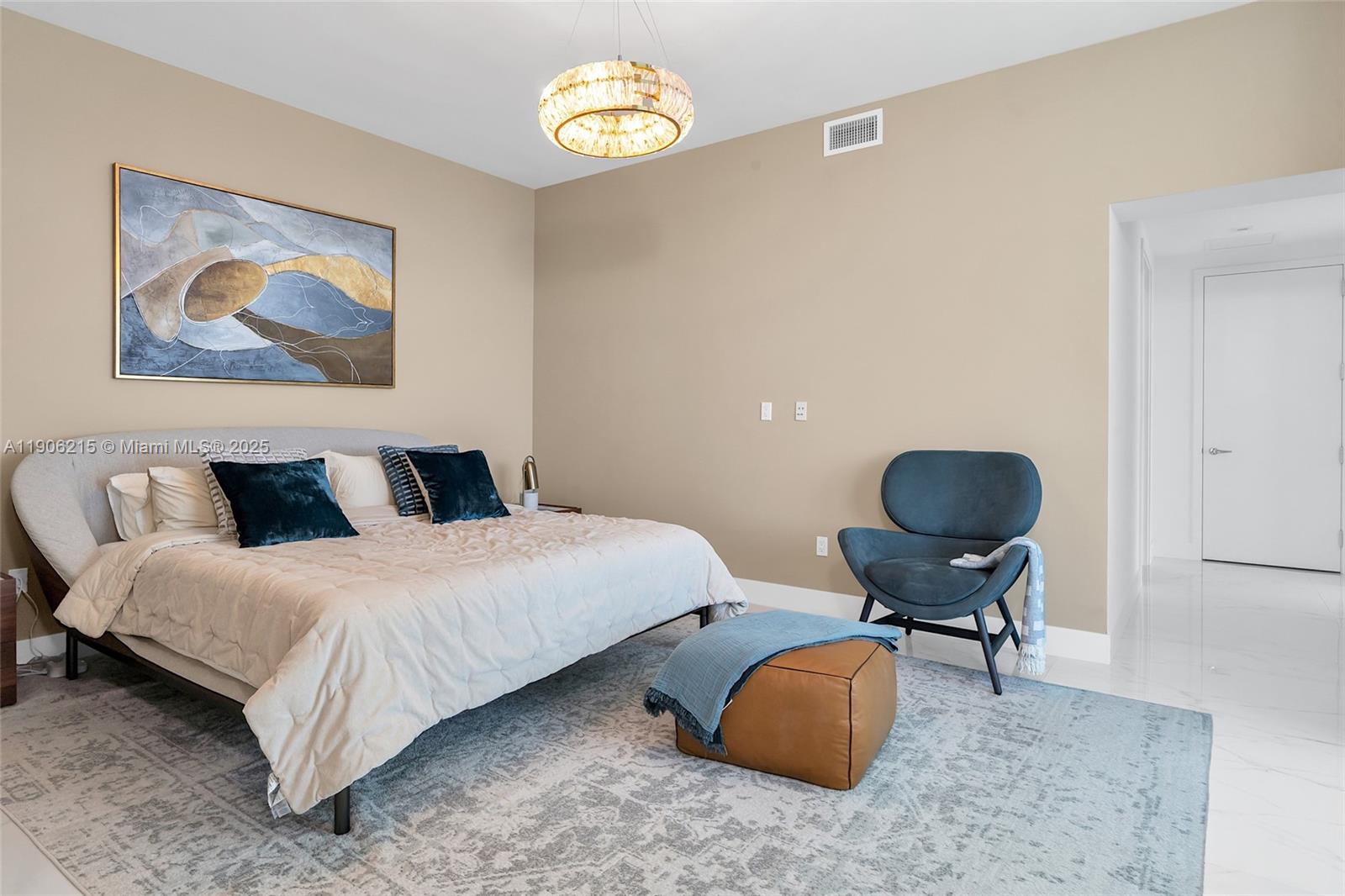 16901 Collins Ave #3203, Sunny Isles Beach FL 33160