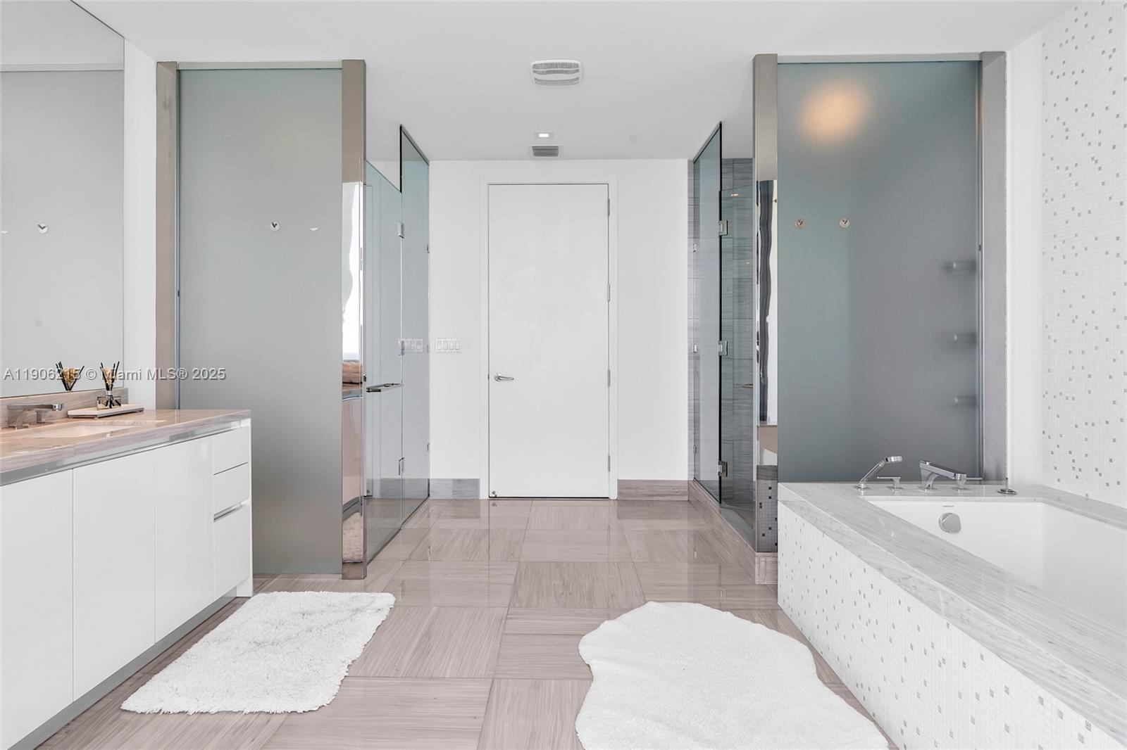 16901 Collins Ave #3203, Sunny Isles Beach FL 33160