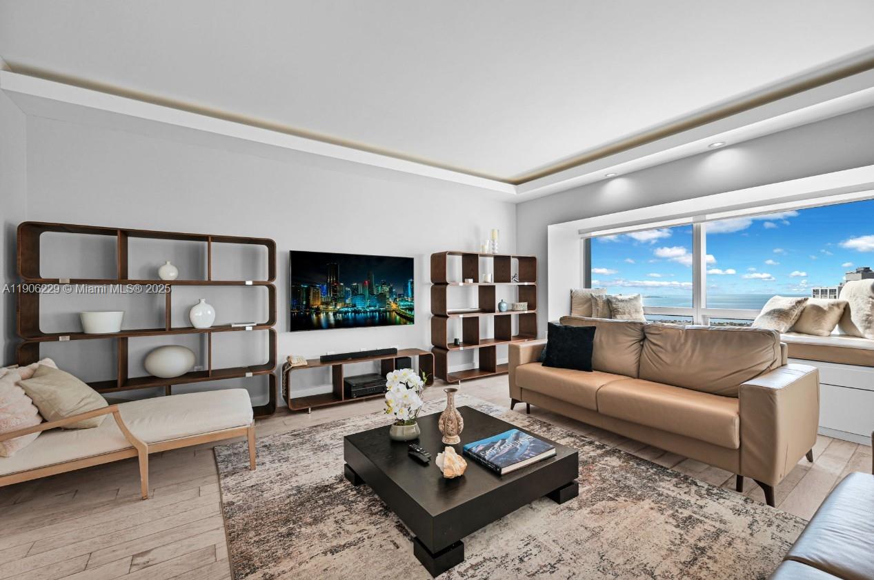 1435 Brickell Ave #3401, Miami FL 33131