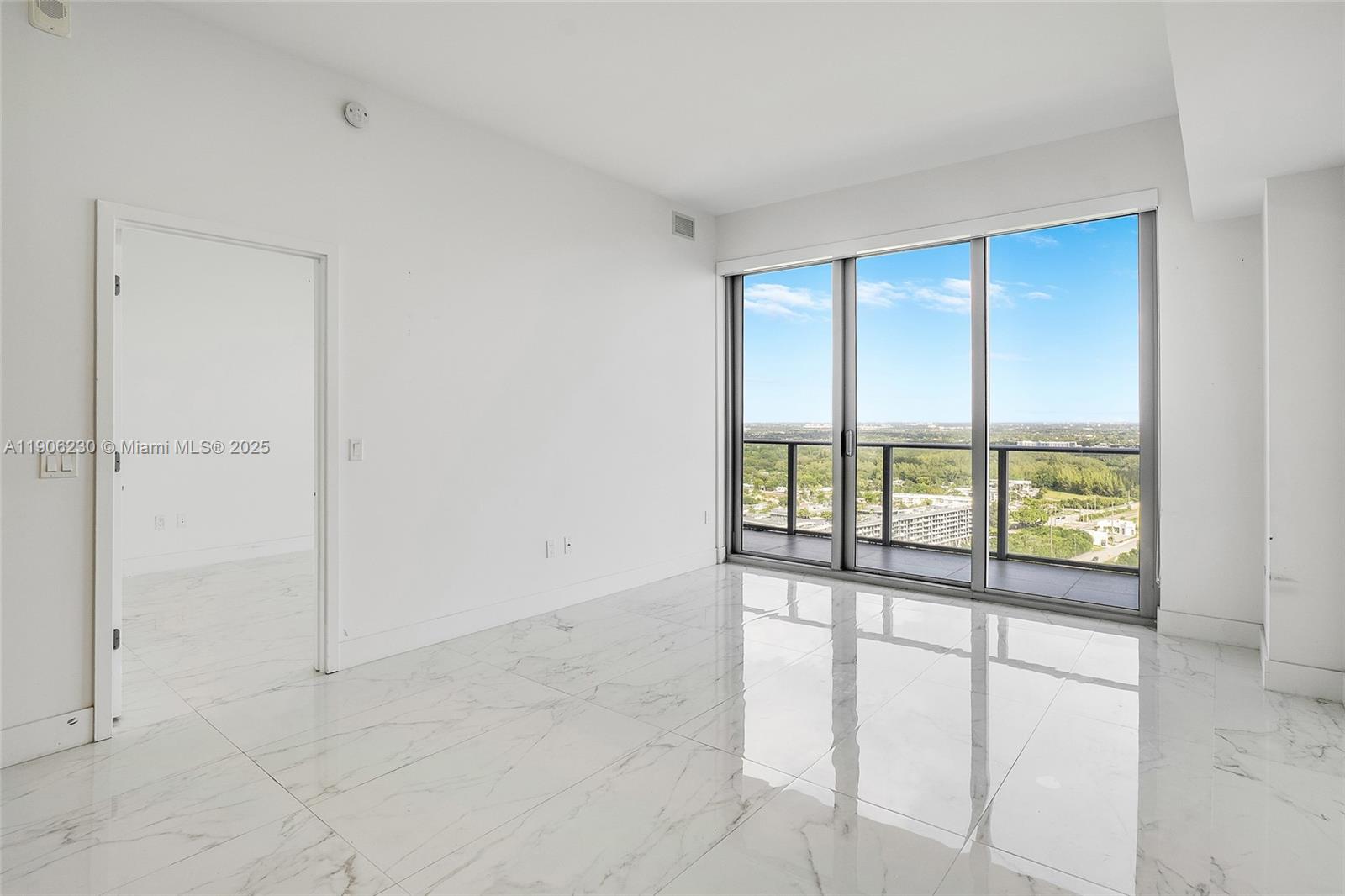 16385 Biscayne Blvd #3202, North Miami Beach FL 33160