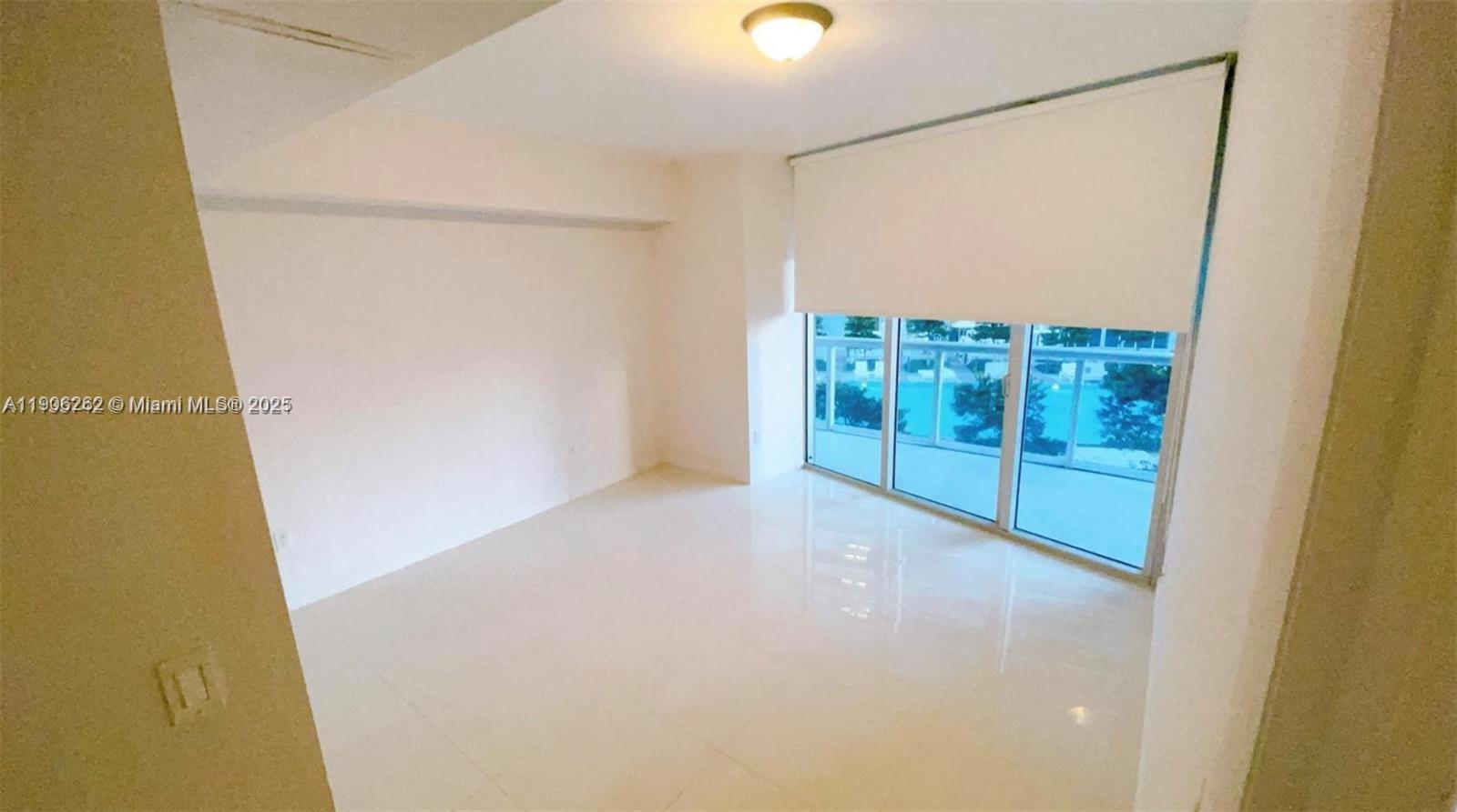 495 Brickell Ave #1606, Miami FL 33131