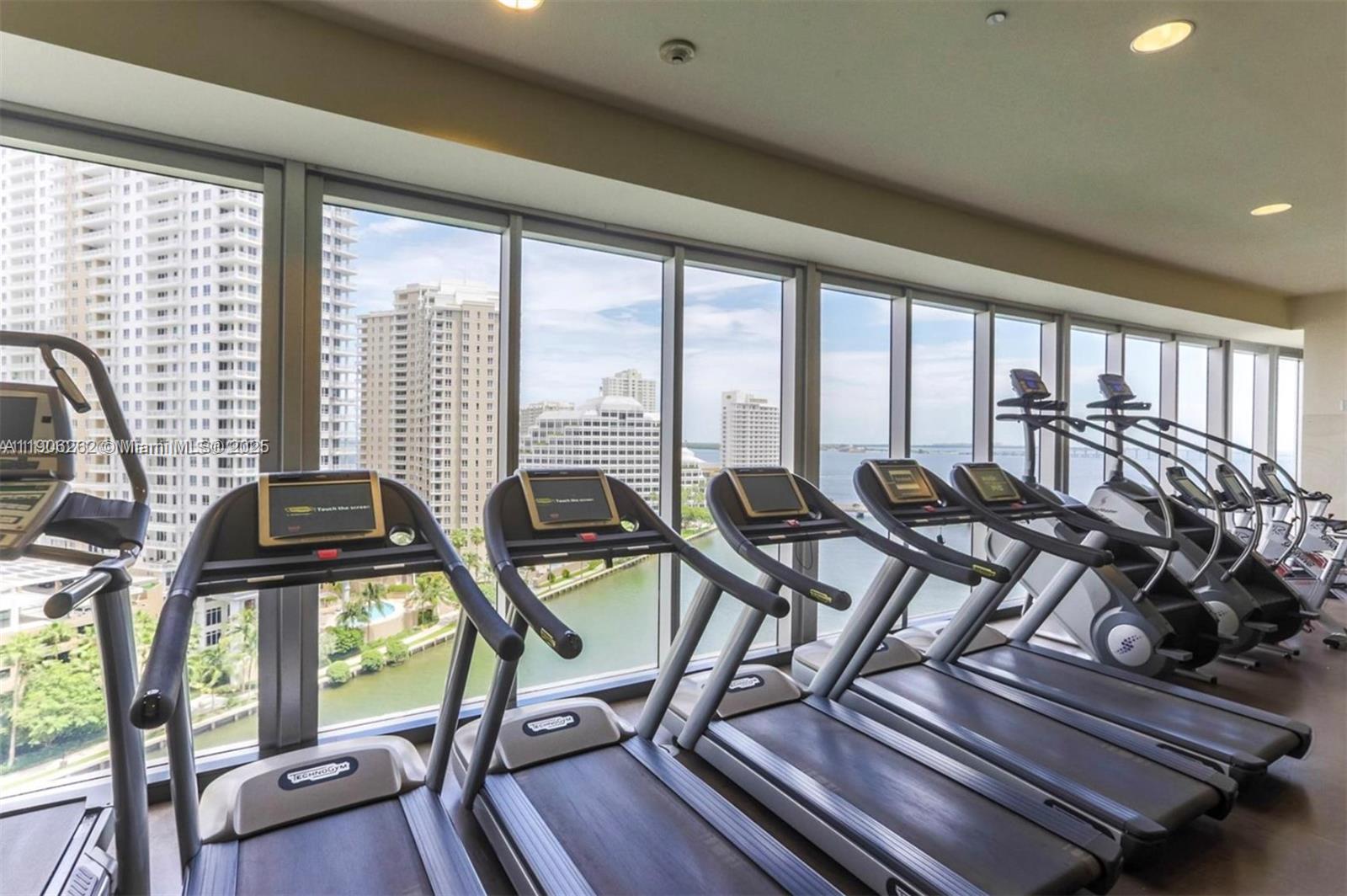 495 Brickell Ave #1606, Miami FL 33131