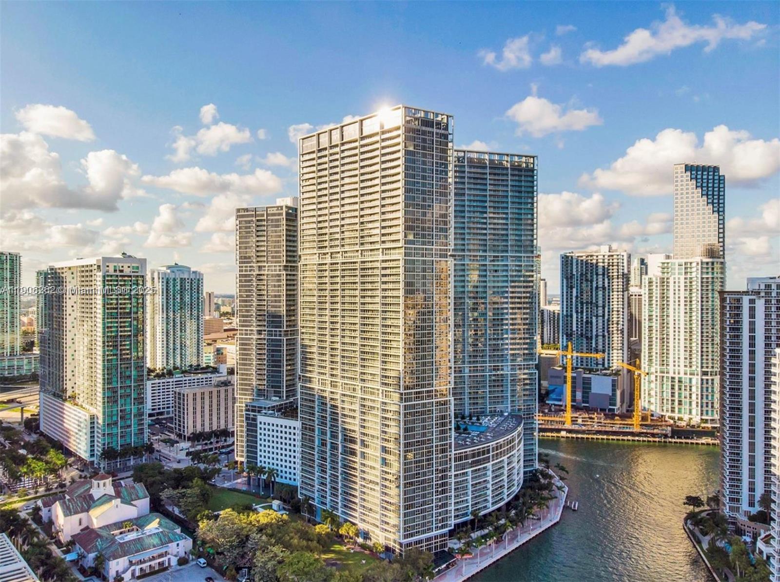 495 Brickell Ave #1606, Miami FL 33131