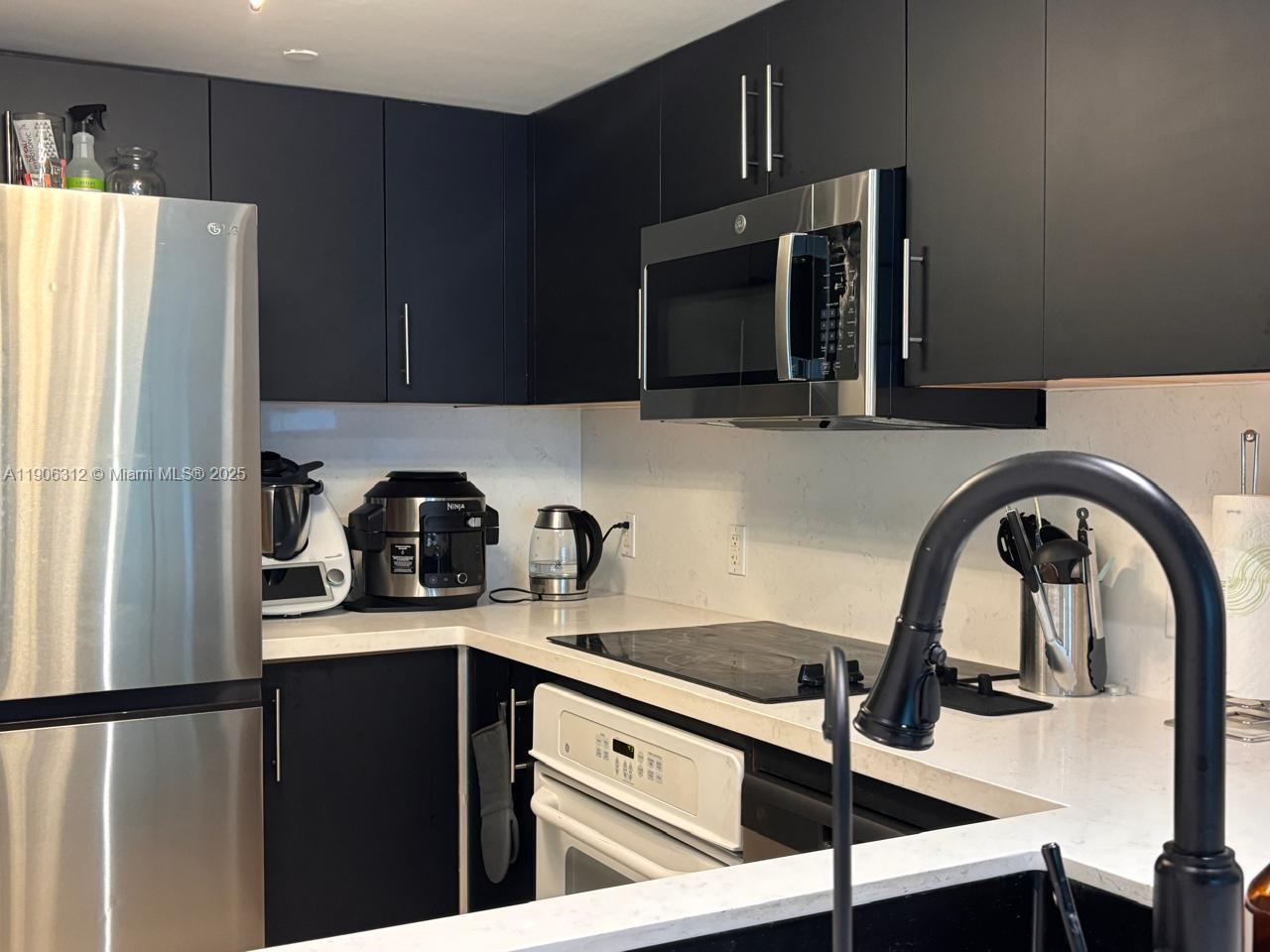 2101 Brickell Ave #903, Miami FL 33129