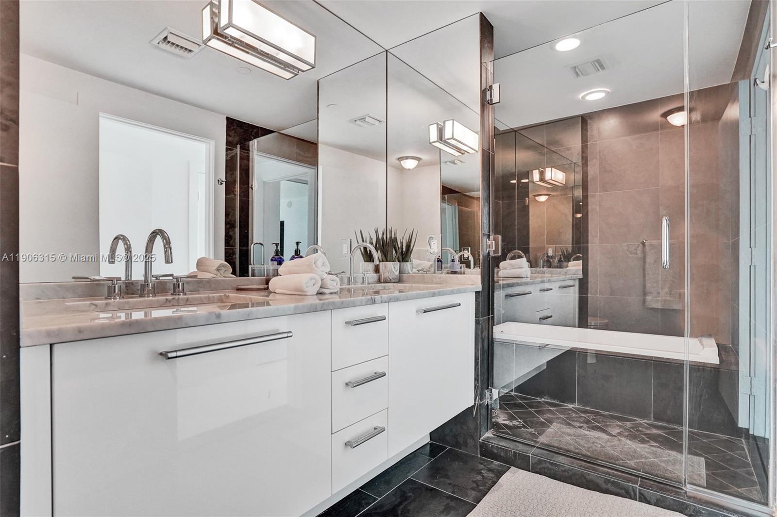 900 Biscayne Blvd #501, Miami FL 33132