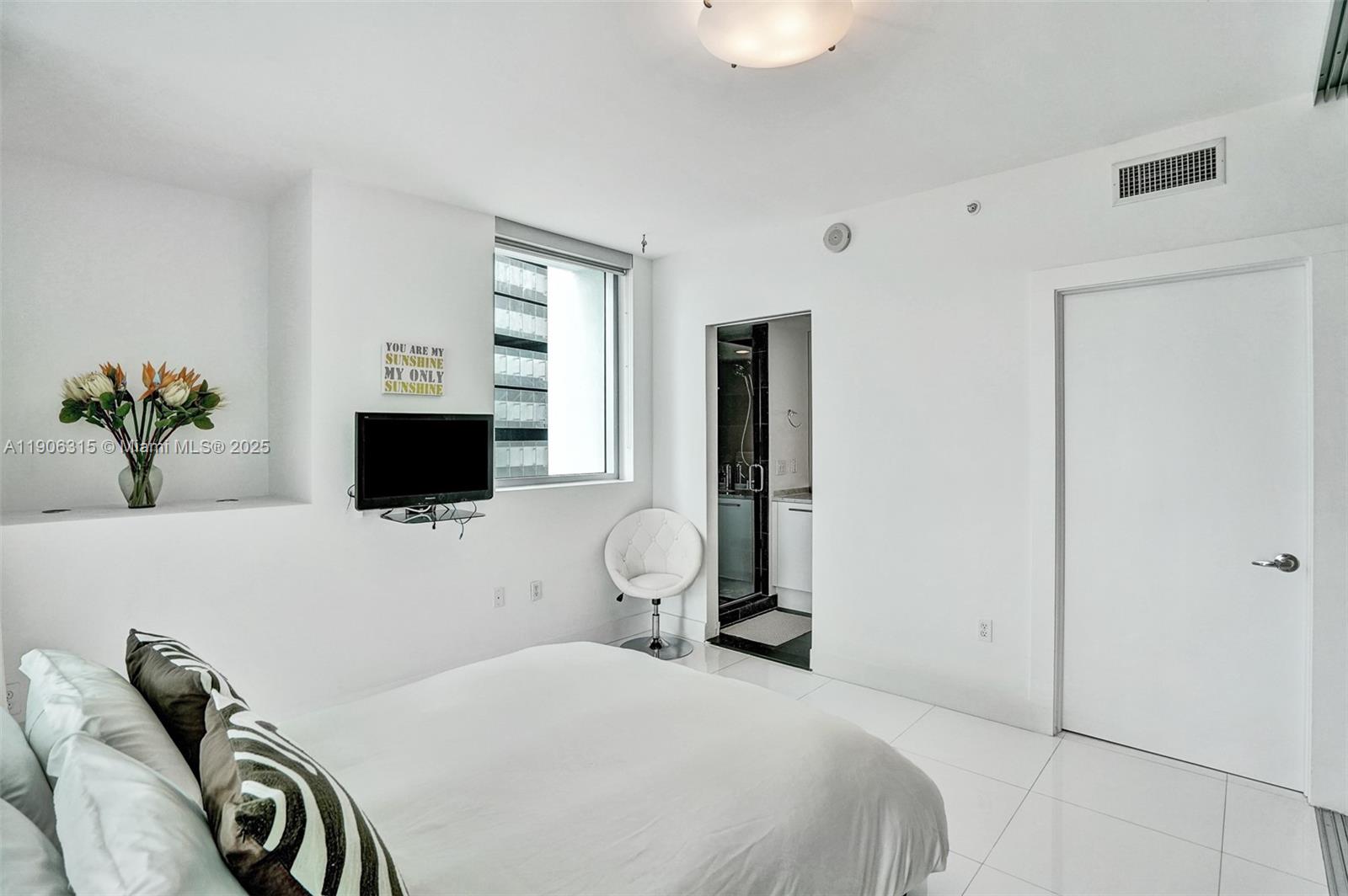 900 Biscayne Blvd #501, Miami FL 33132