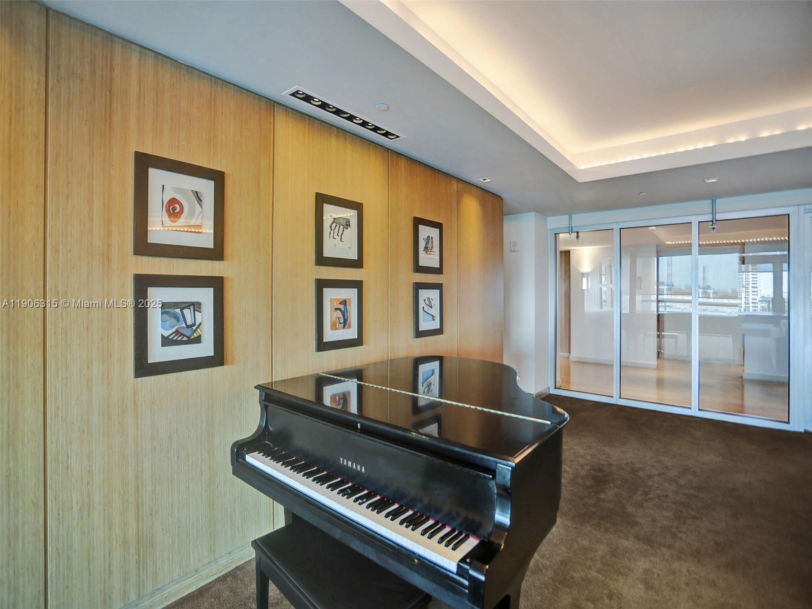 900 Biscayne Blvd #501, Miami FL 33132