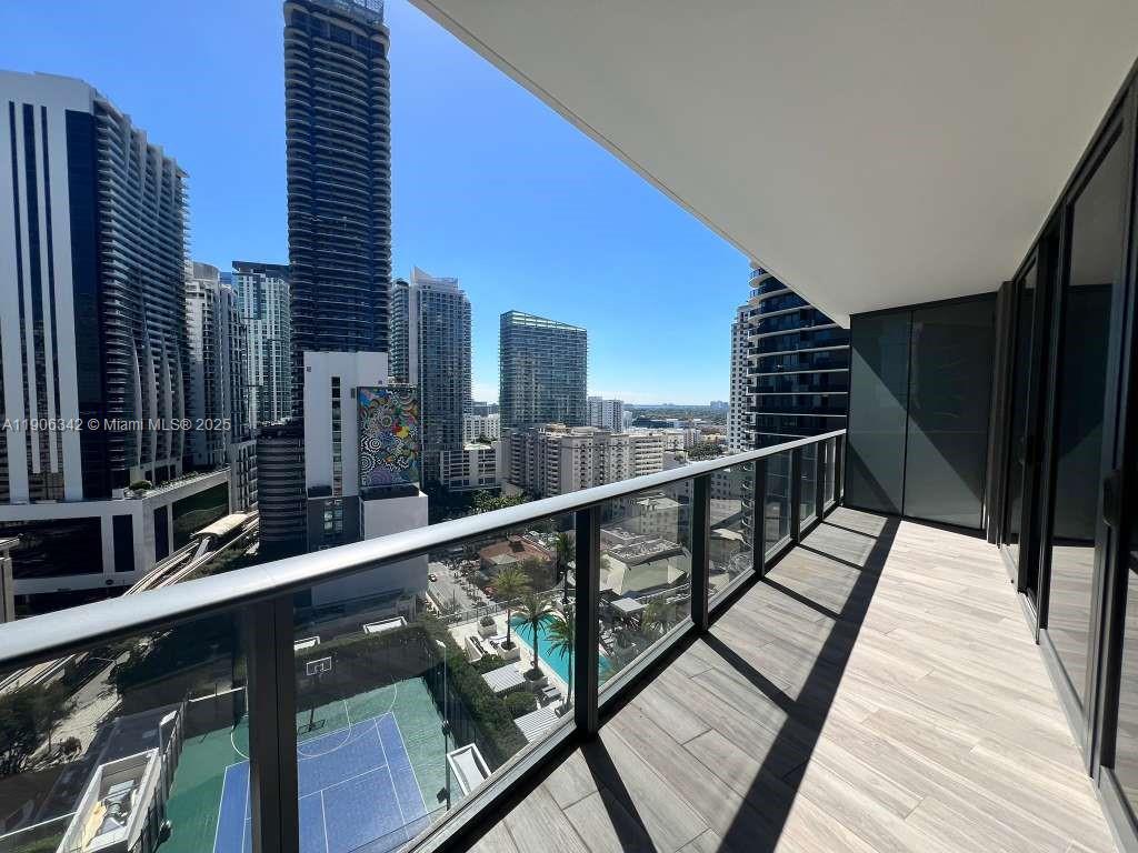 801 S Miami Ave #1803, Miami FL 33130