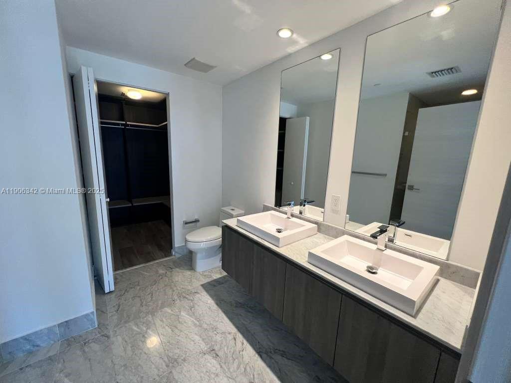 801 S Miami Ave #1803, Miami FL 33130
