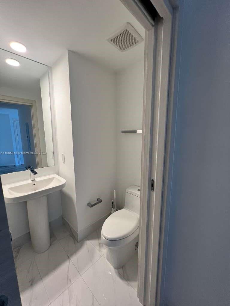 801 S Miami Ave #1803, Miami FL 33130