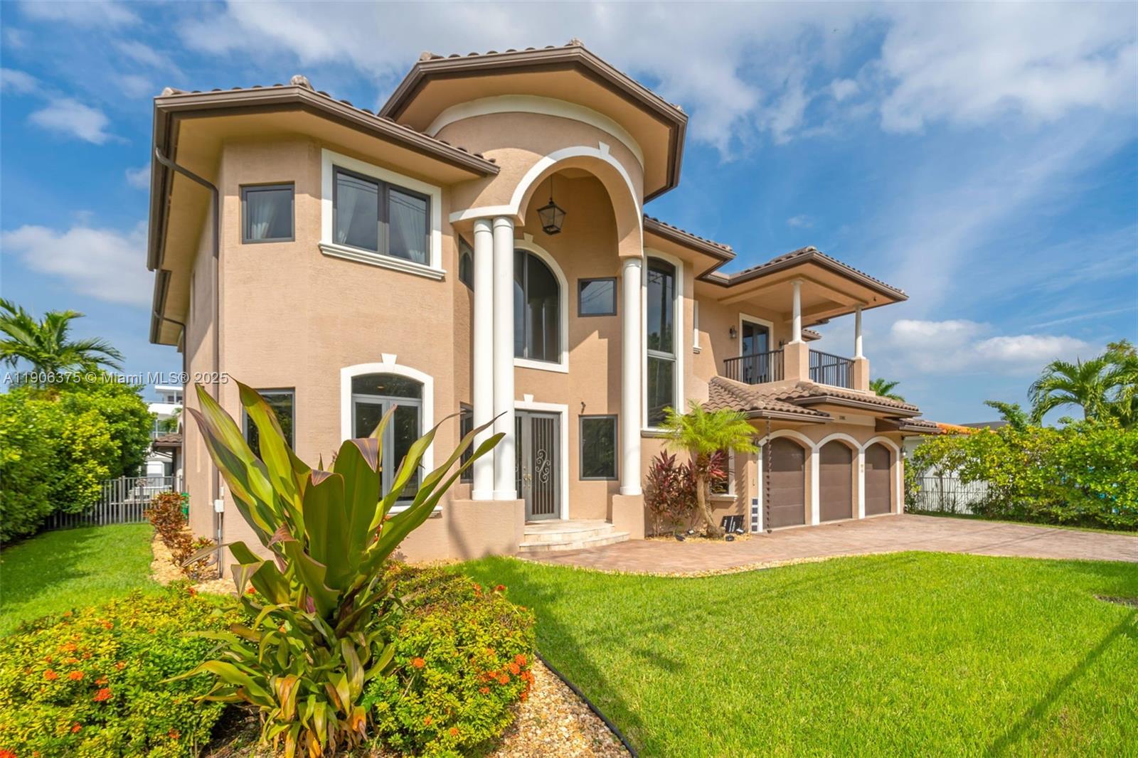 2085 Keystone Blvd, North Miami FL 33181