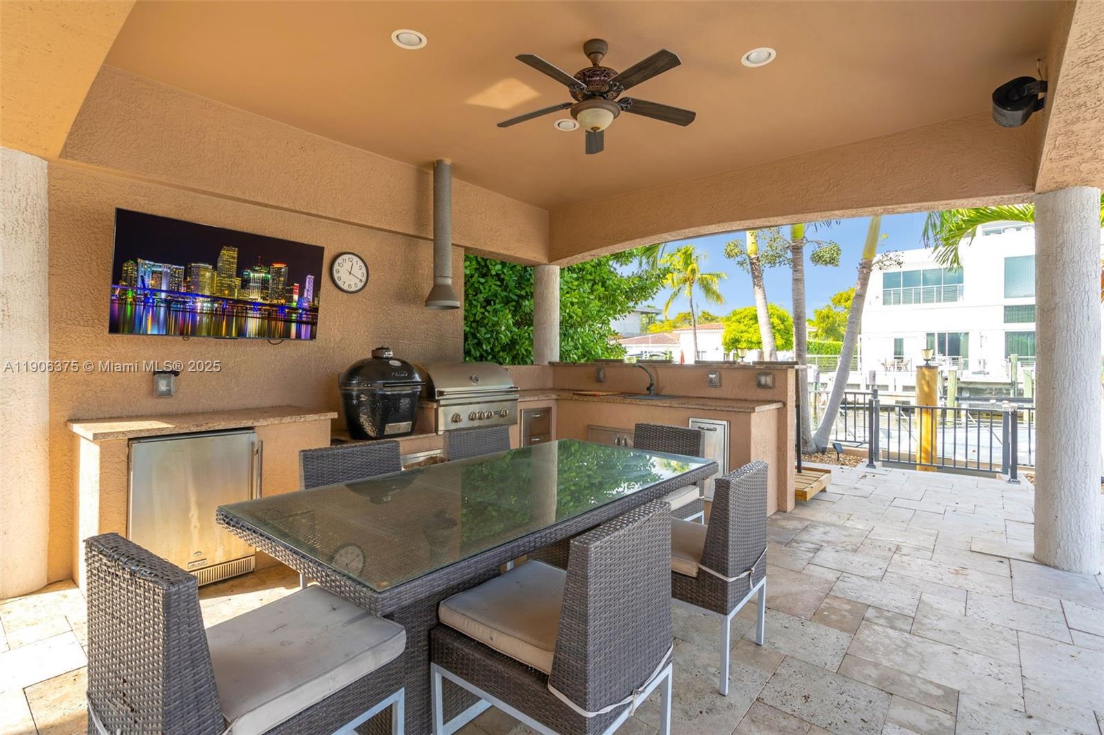 2085 Keystone Blvd, North Miami FL 33181