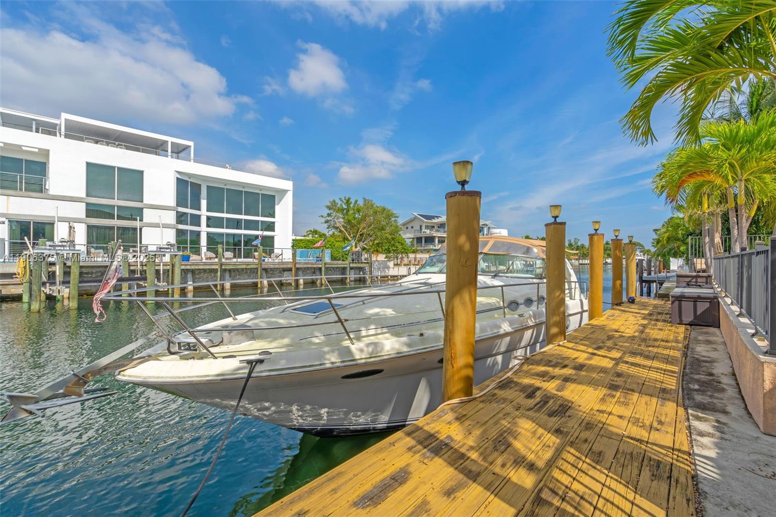 2085 Keystone Blvd, North Miami FL 33181