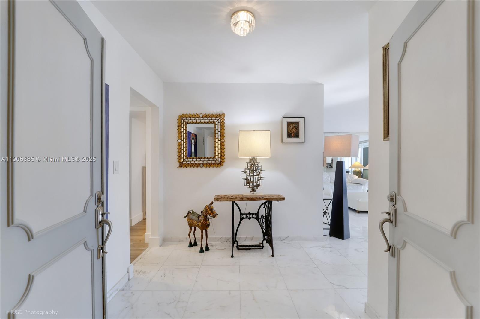881 Ocean Dr #5D, Key Biscayne FL 33149