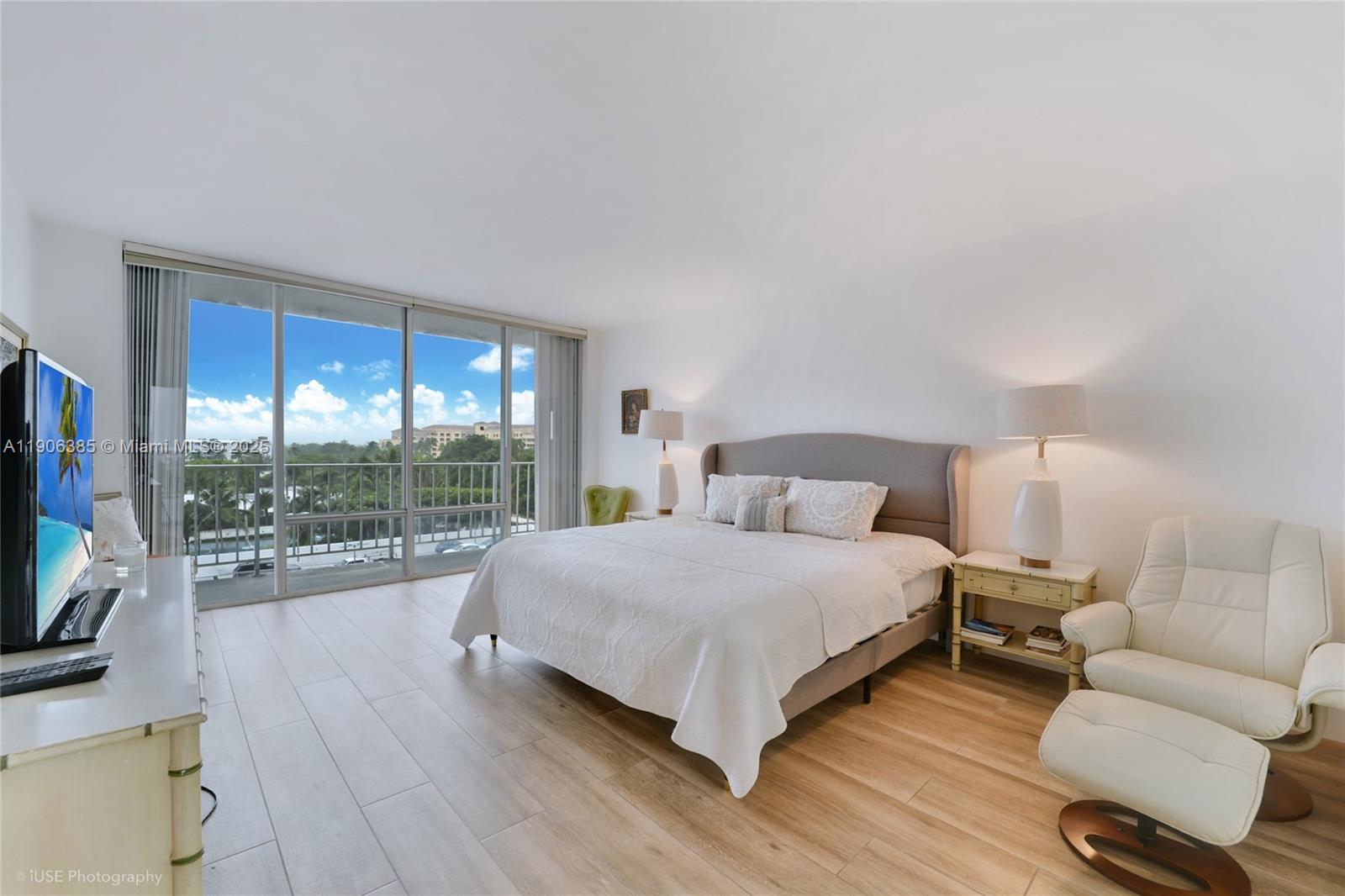 881 Ocean Dr #5D, Key Biscayne FL 33149