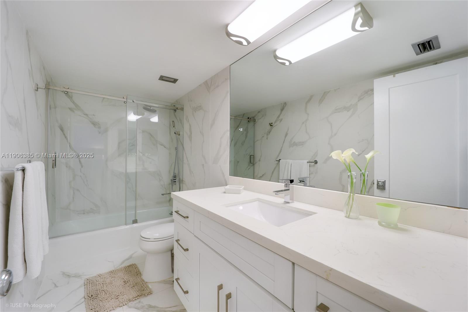 881 Ocean Dr #5D, Key Biscayne FL 33149