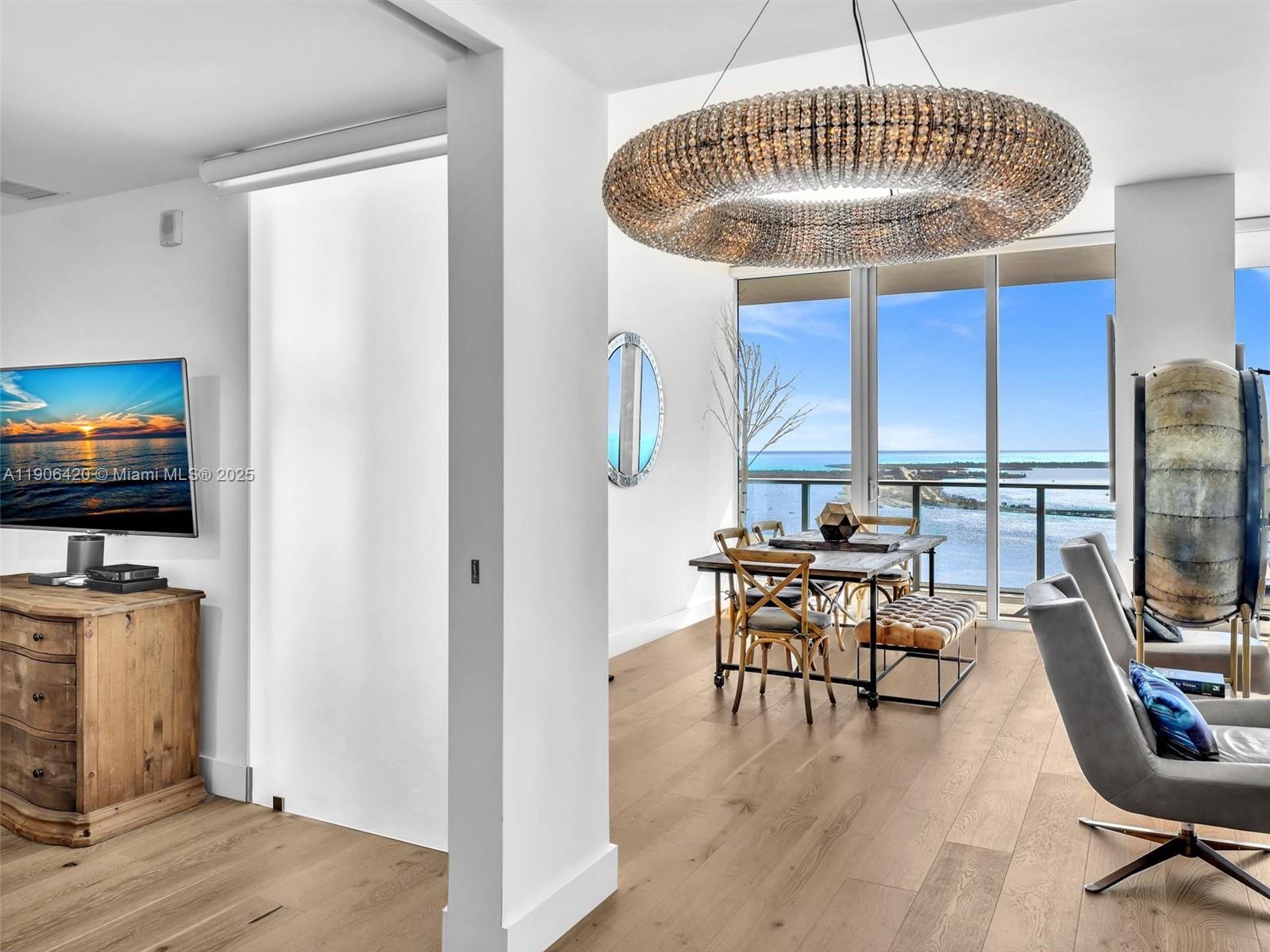 1300 Brickell Bay Dr #4202, Miami FL 33131