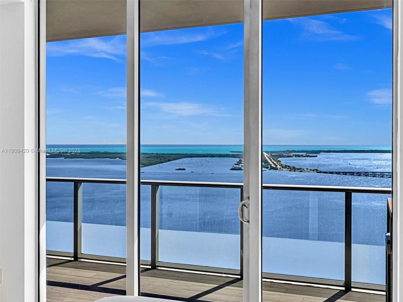 1300 Brickell Bay Dr #4202, Miami FL 33131