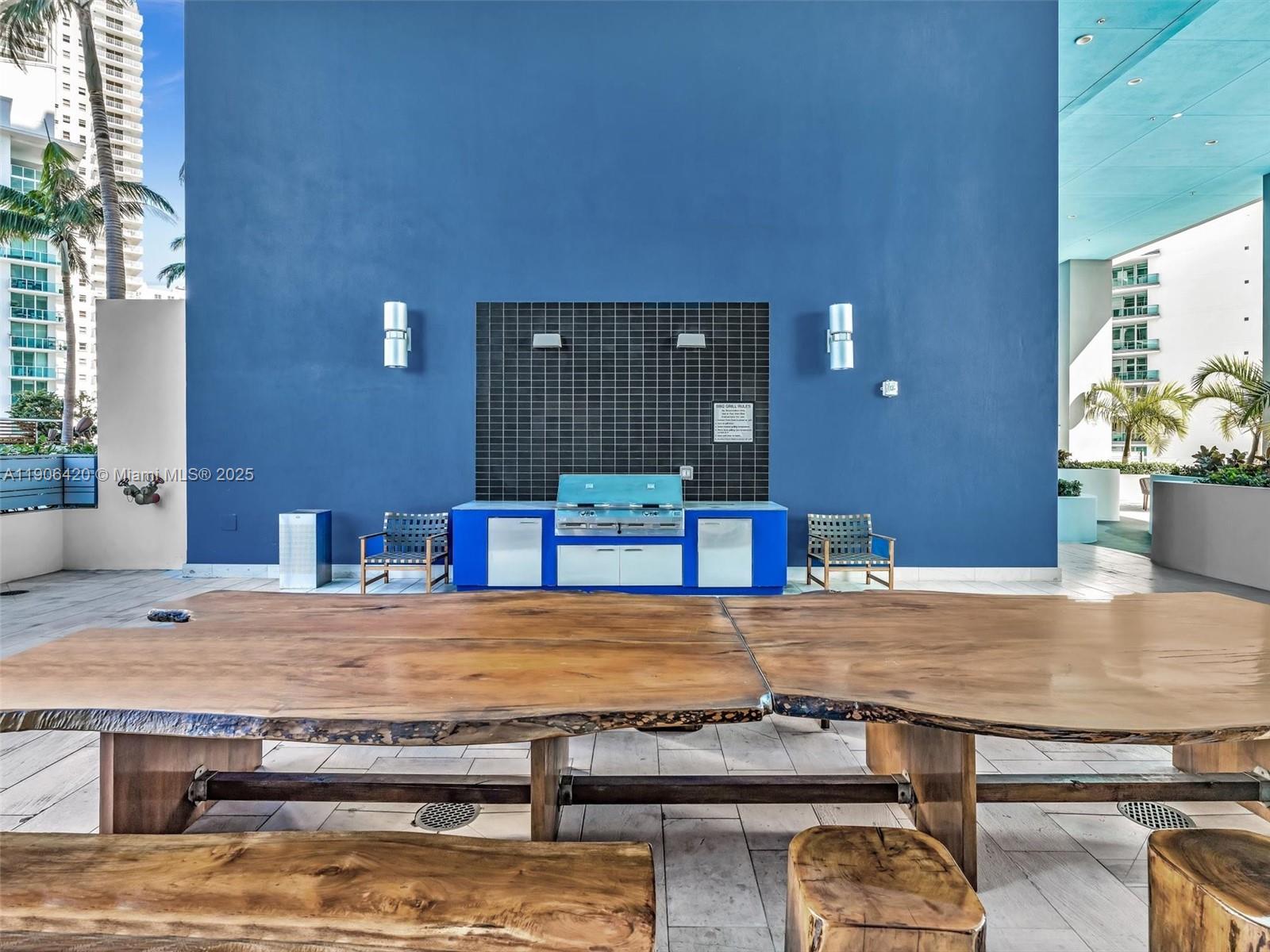 1300 Brickell Bay Dr #4202, Miami FL 33131