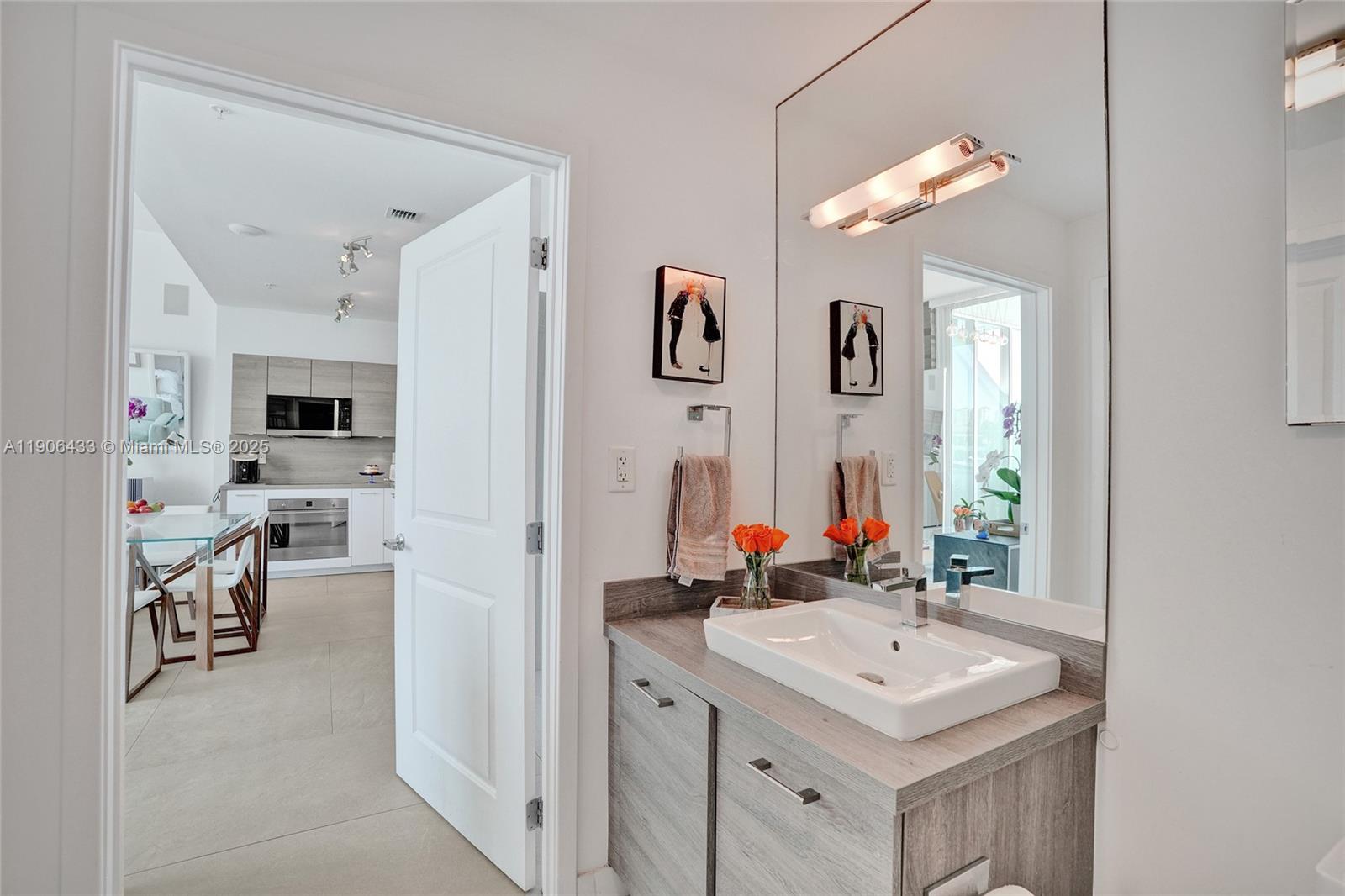 400 Sunny Isles Blvd #116, Sunny Isles Beach FL 33160
