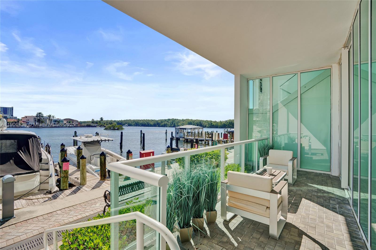 400 Sunny Isles Blvd #116, Sunny Isles Beach FL 33160