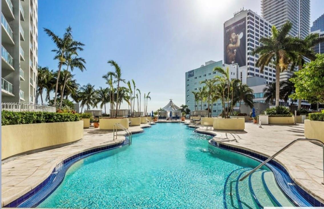 253 NE 2nd St #632, Miami FL 33132