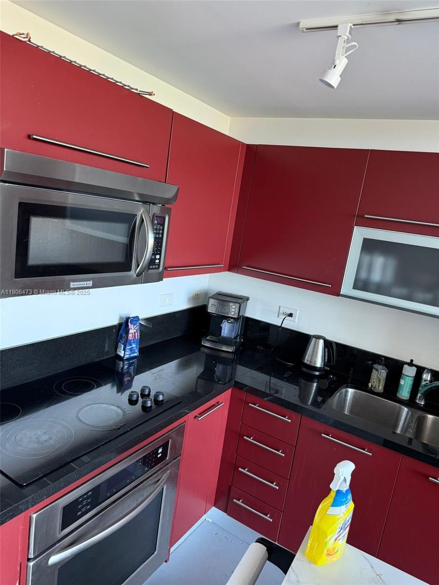 253 NE 2nd St #632, Miami FL 33132