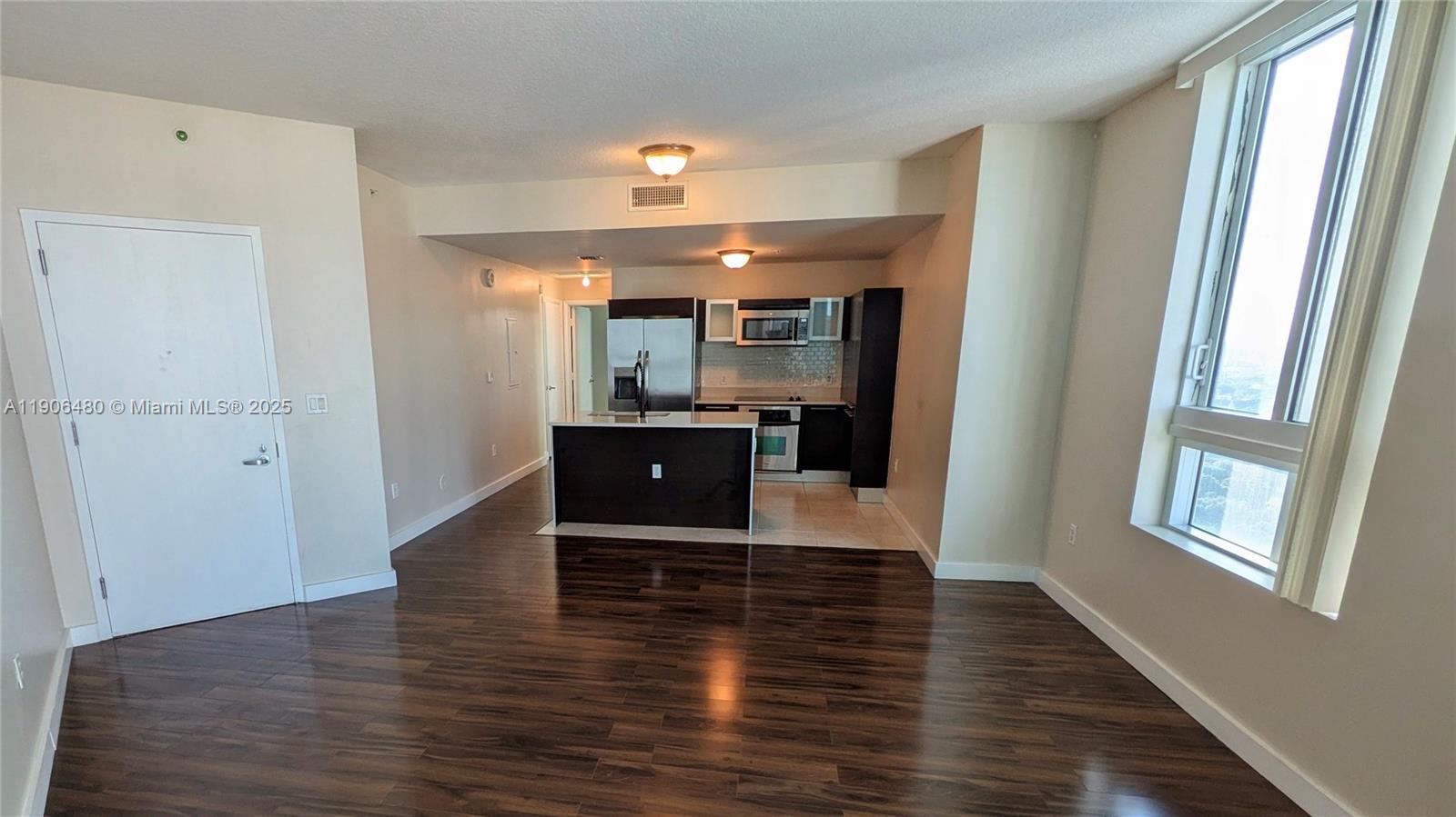 1900 N BAYSHORE DR #3110, Miami FL 33132