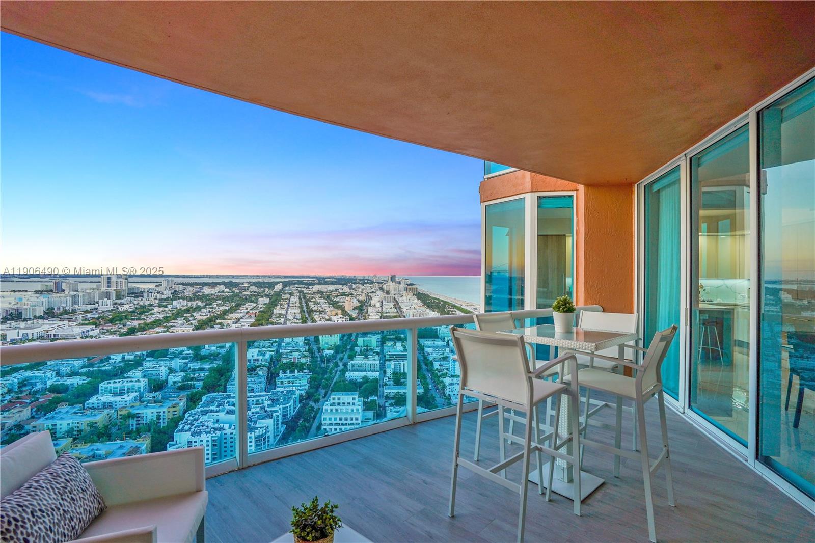 300 S Pointe Dr #4306, Miami Beach FL 33139