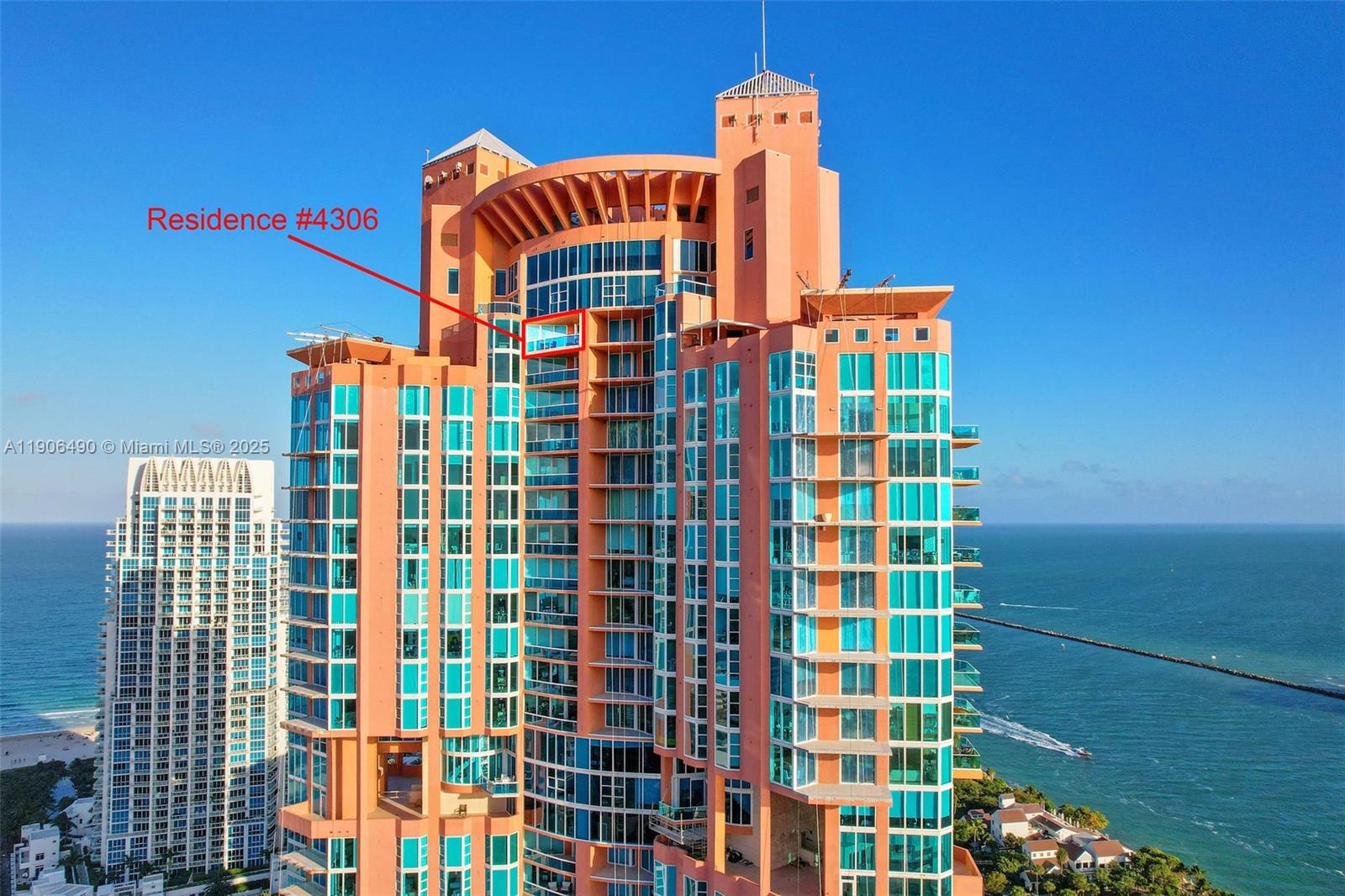 300 S Pointe Dr #4306, Miami Beach FL 33139