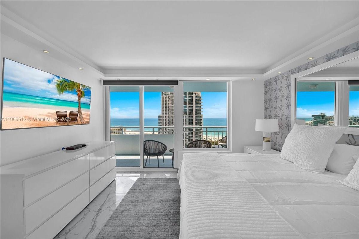 400 S Pointe Dr #2106, Miami Beach FL 33139