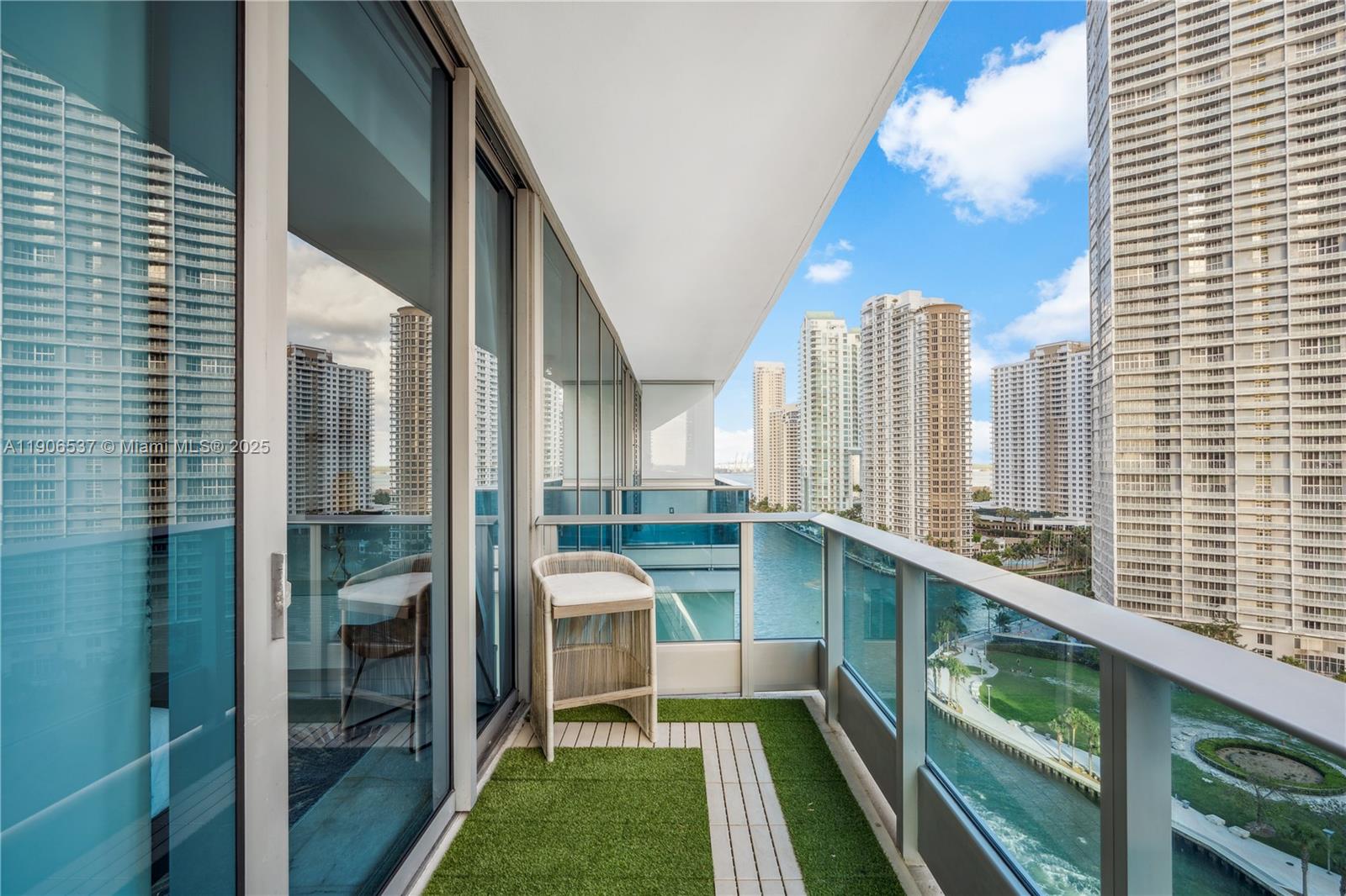 200 Biscayne Boulevard Way #1403, Miami FL 33131