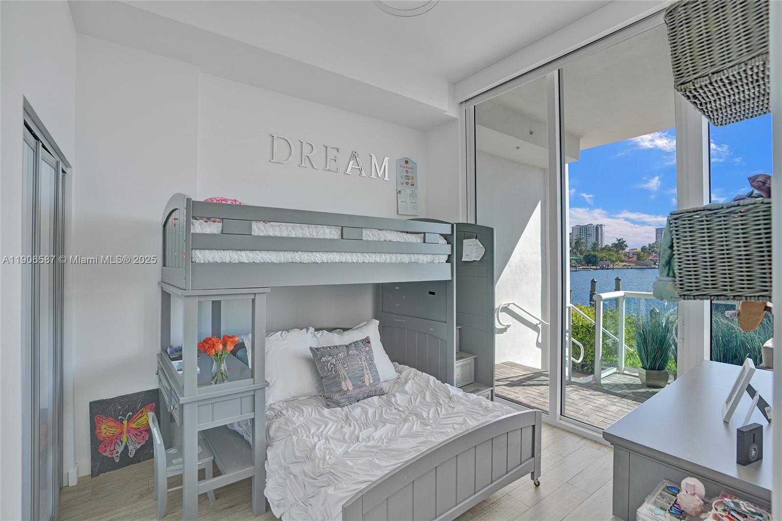 400 Sunny Isles Blvd #116, Sunny Isles Beach FL 33160