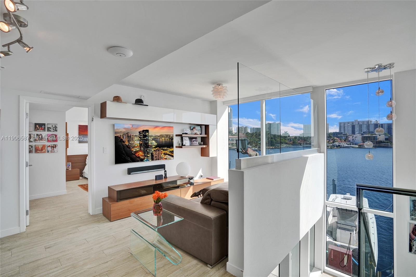 400 Sunny Isles Blvd #116, Sunny Isles Beach FL 33160