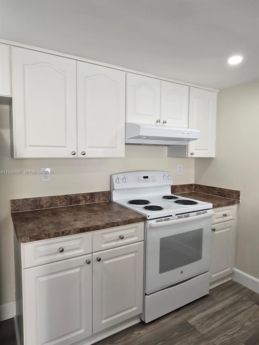 6825 SW 45th Ln #12, Miami FL 33155