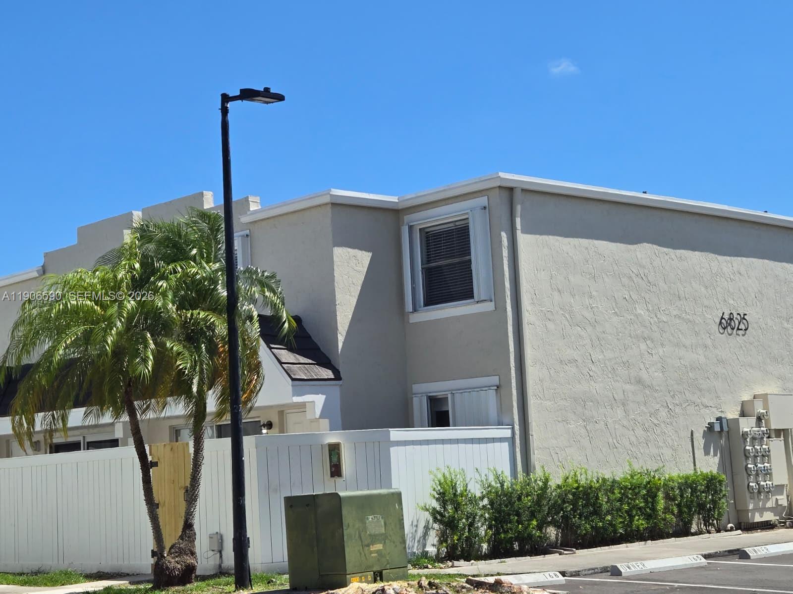 6825 SW 45th Ln #12, Miami FL 33155