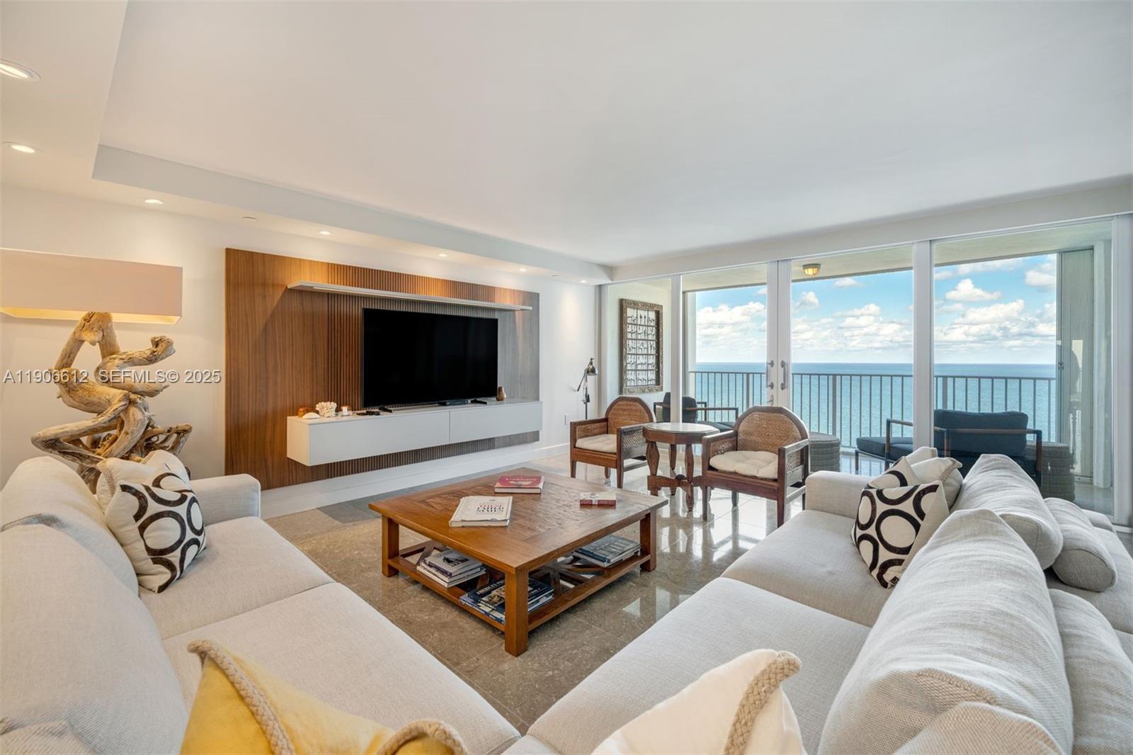 881 Ocean Dr #26B, Key Biscayne FL 33149