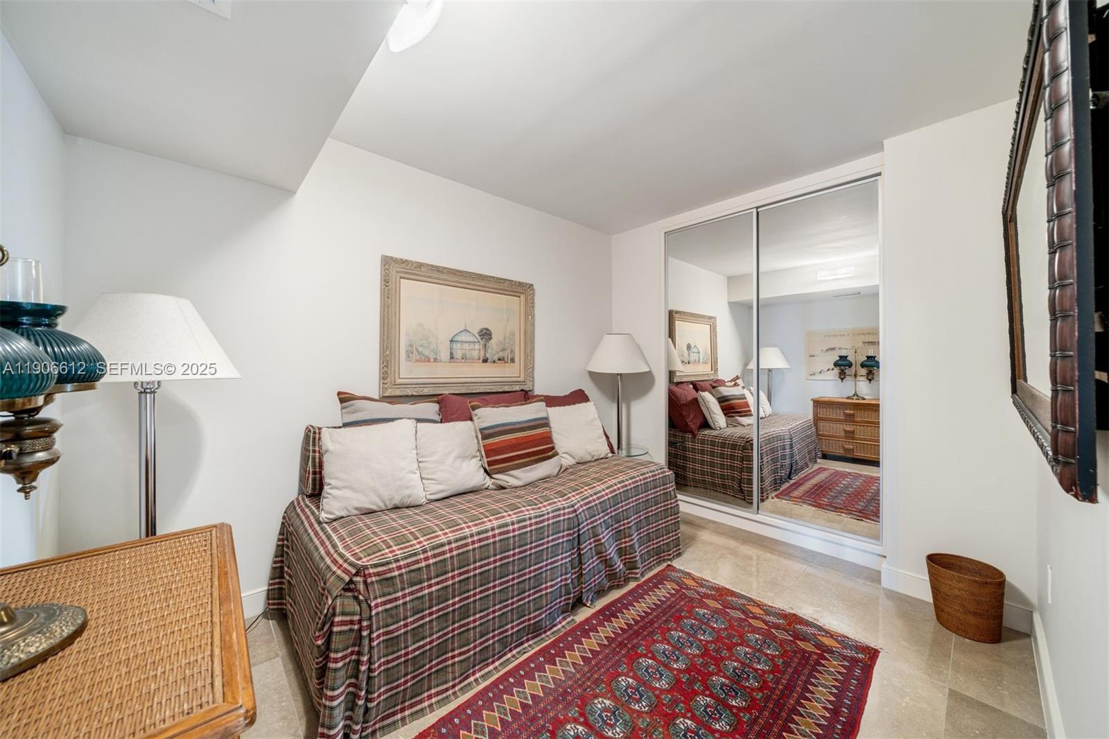 881 Ocean Dr #26B, Key Biscayne FL 33149