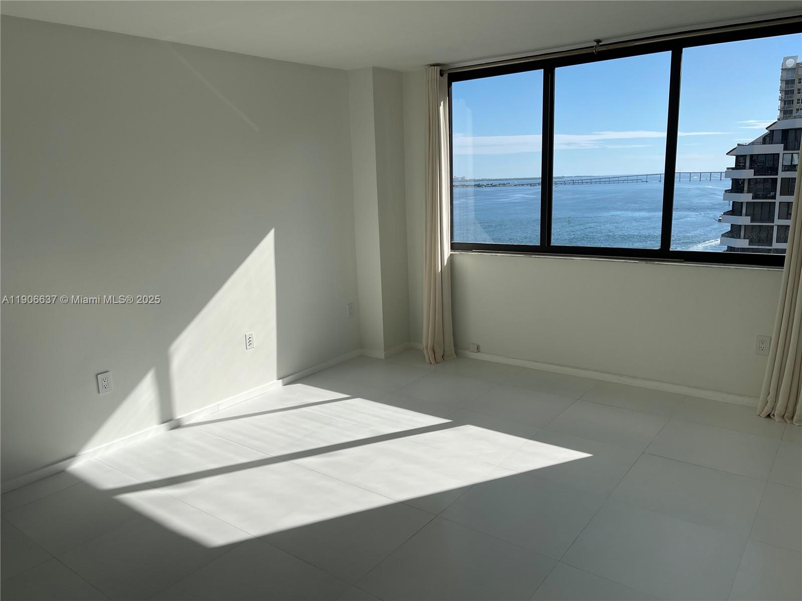 540 Brickell Key Dr #1227, Miami FL 33131