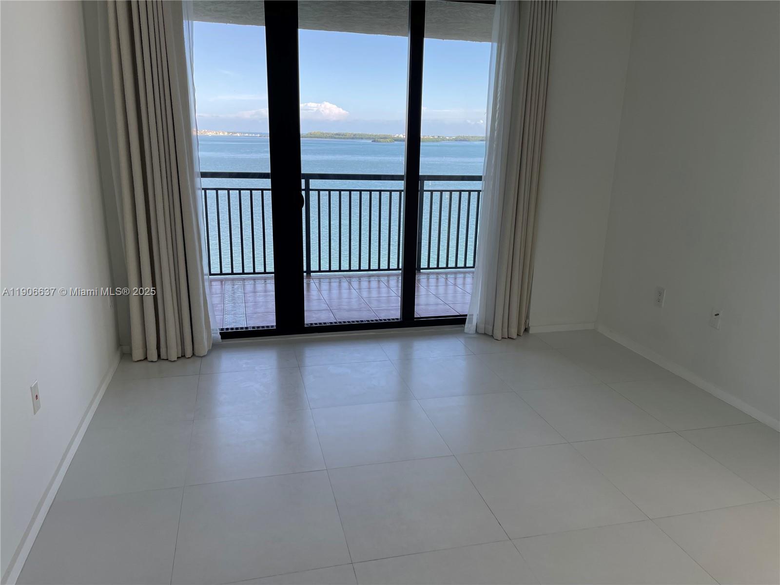 540 Brickell Key Dr #1227, Miami FL 33131