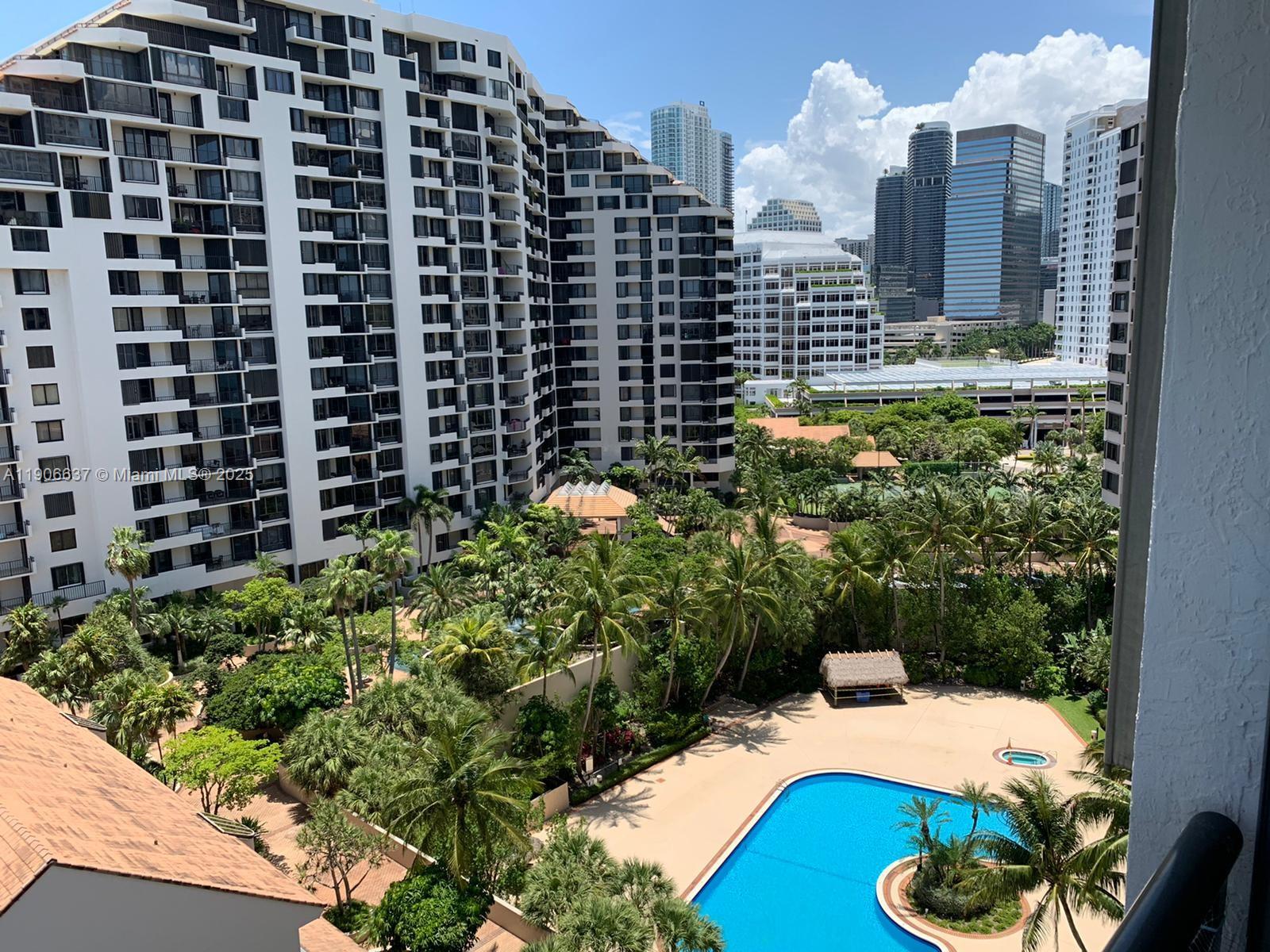 540 Brickell Key Dr #1227, Miami FL 33131